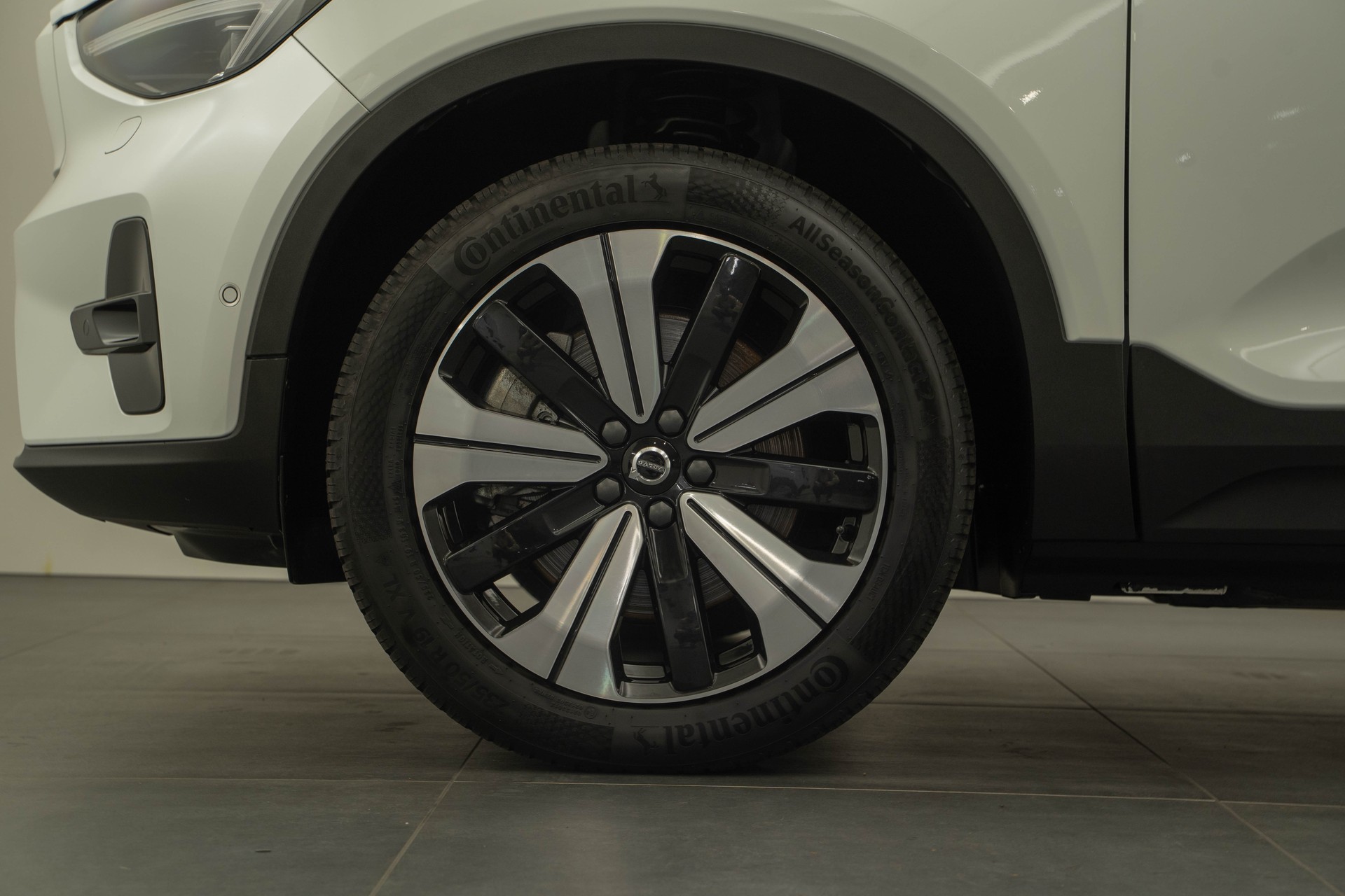 VOLVO C40 P8 Twin Recharge Ultimate AWD-image-15