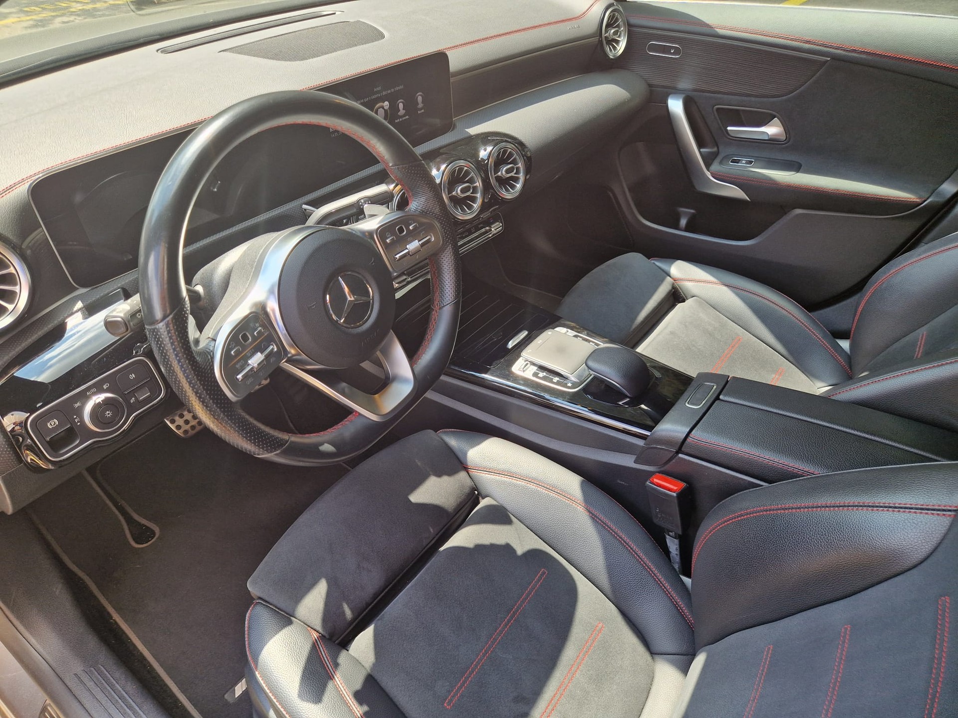 MERCEDES-BENZ CLA 250 AMG Line 4matic-image-16