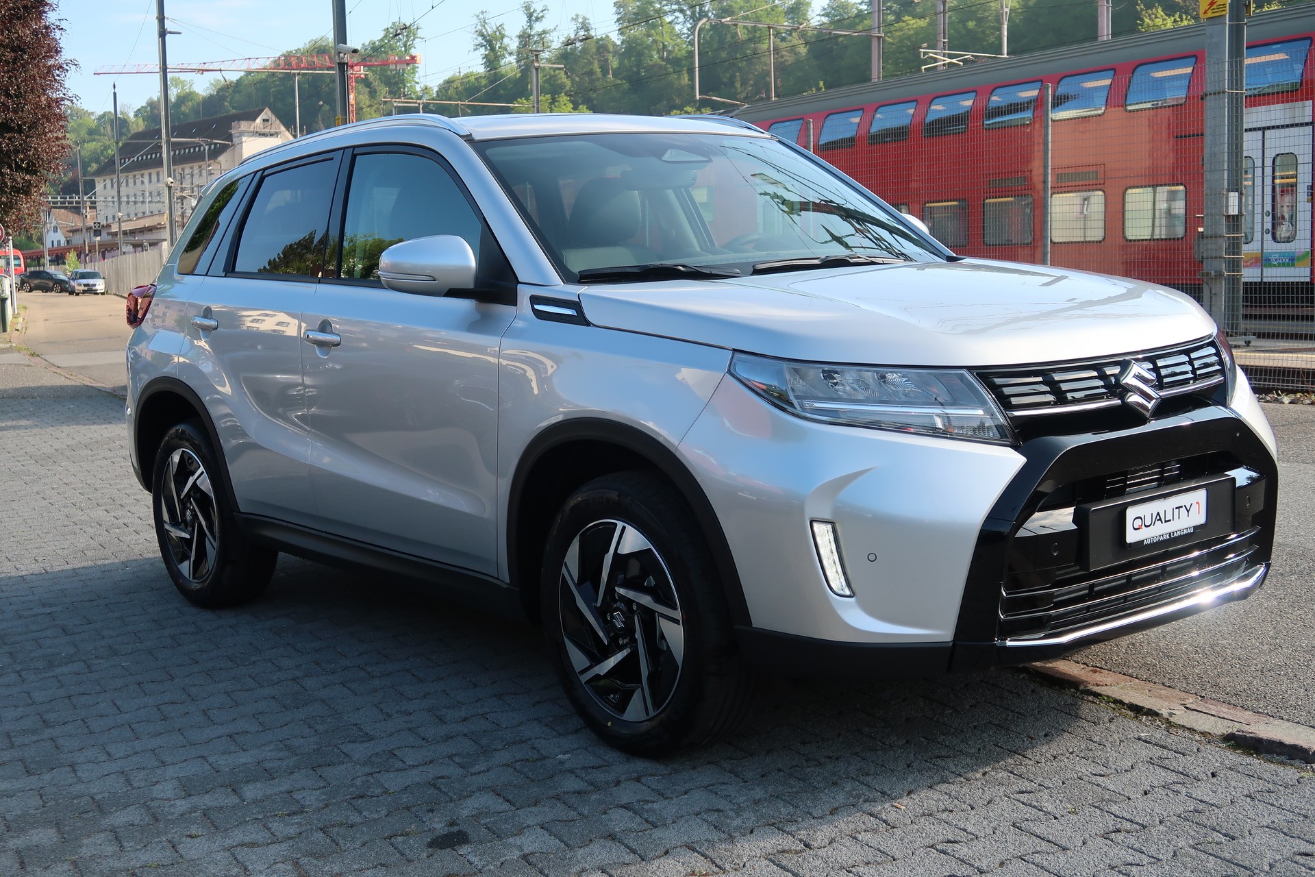 SUZUKI Vitara 1.4 Boosterjet Compact Top 4x4 Hybrid Automatic Panoramadach-image-2