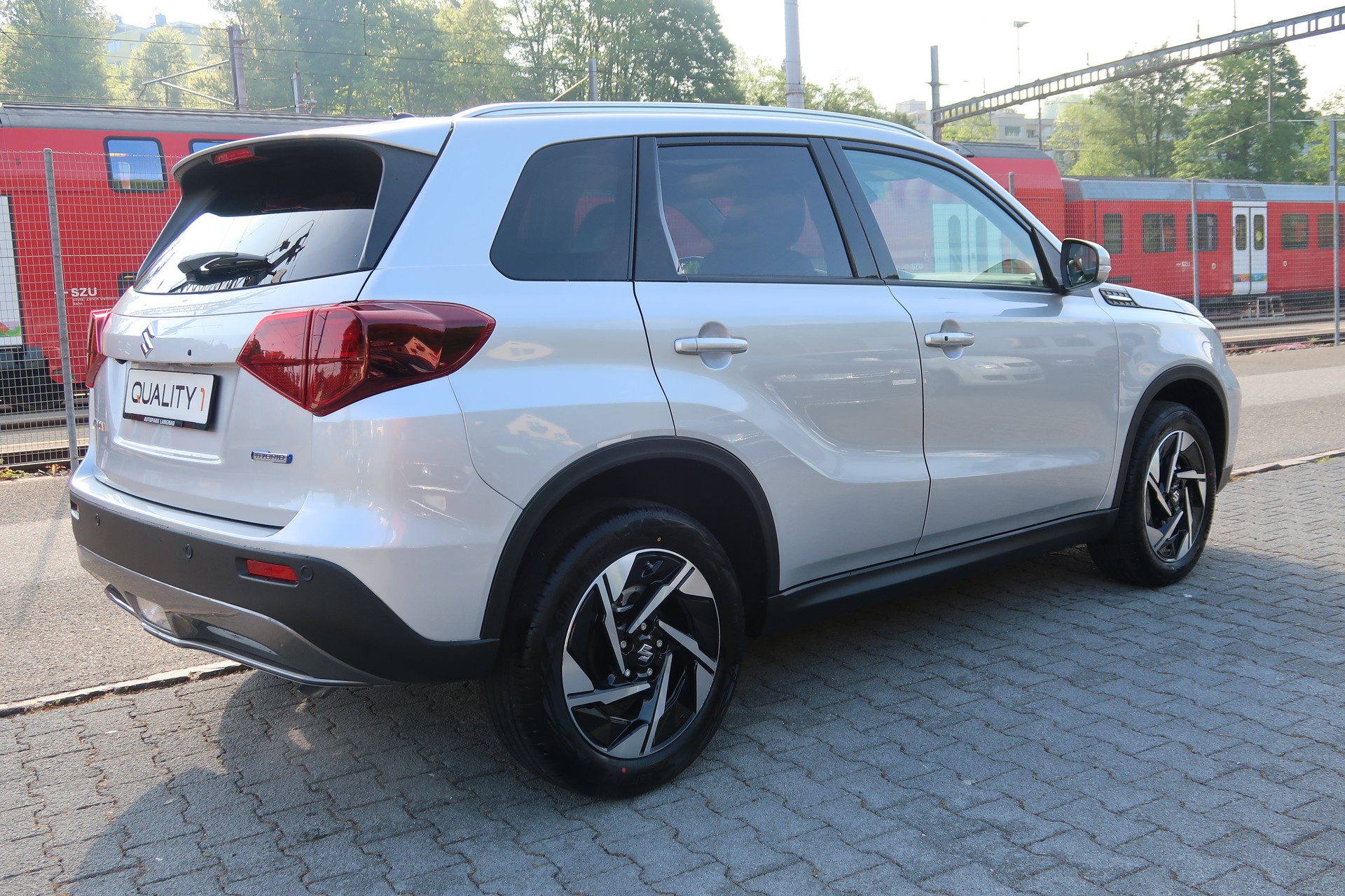 SUZUKI Vitara 1.4 Boosterjet Compact Top 4x4 Hybrid Automatic Panoramadach-image-3