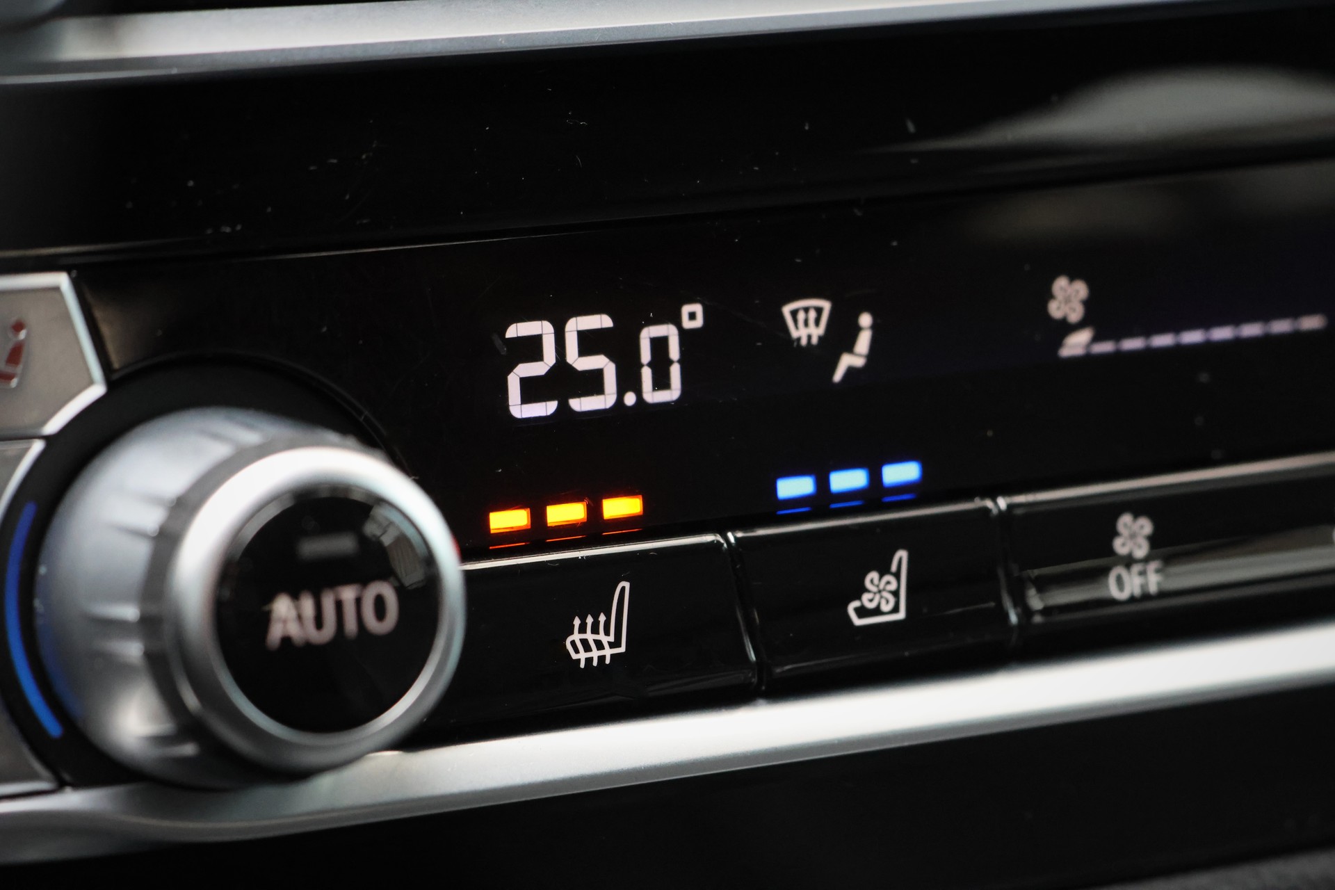 BMW X3 M40d Steptronic (CH)-image-26