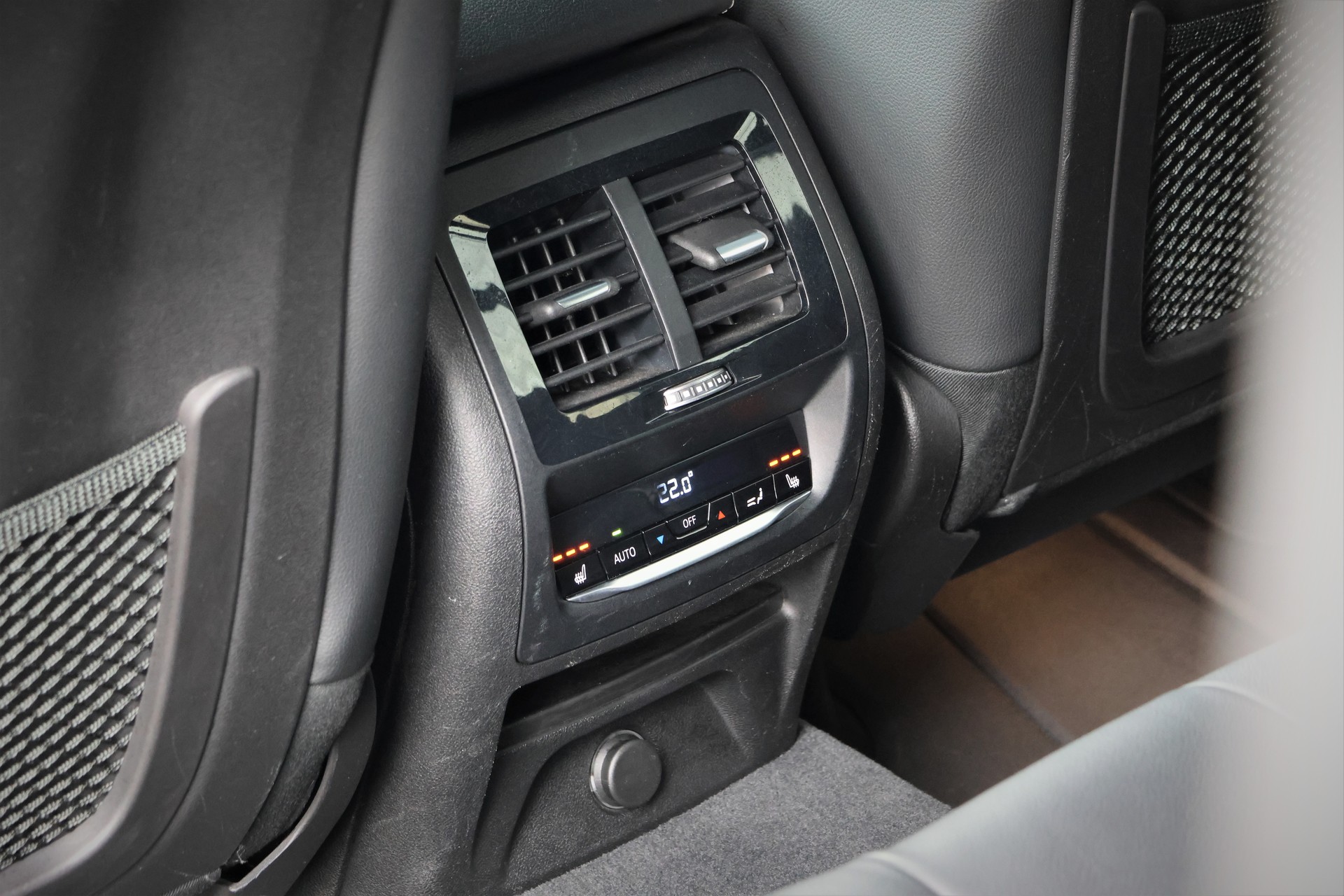 BMW X3 M40d Steptronic (CH)-image-13