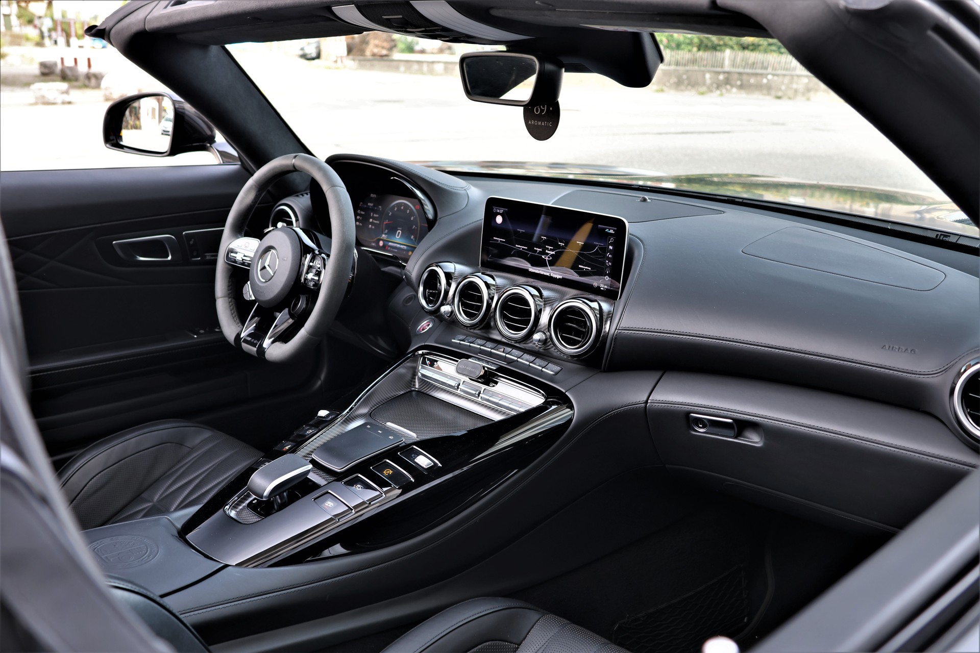 MERCEDES-BENZ AMG GT R Roadster Speedshift DCT "Designo"-image-25