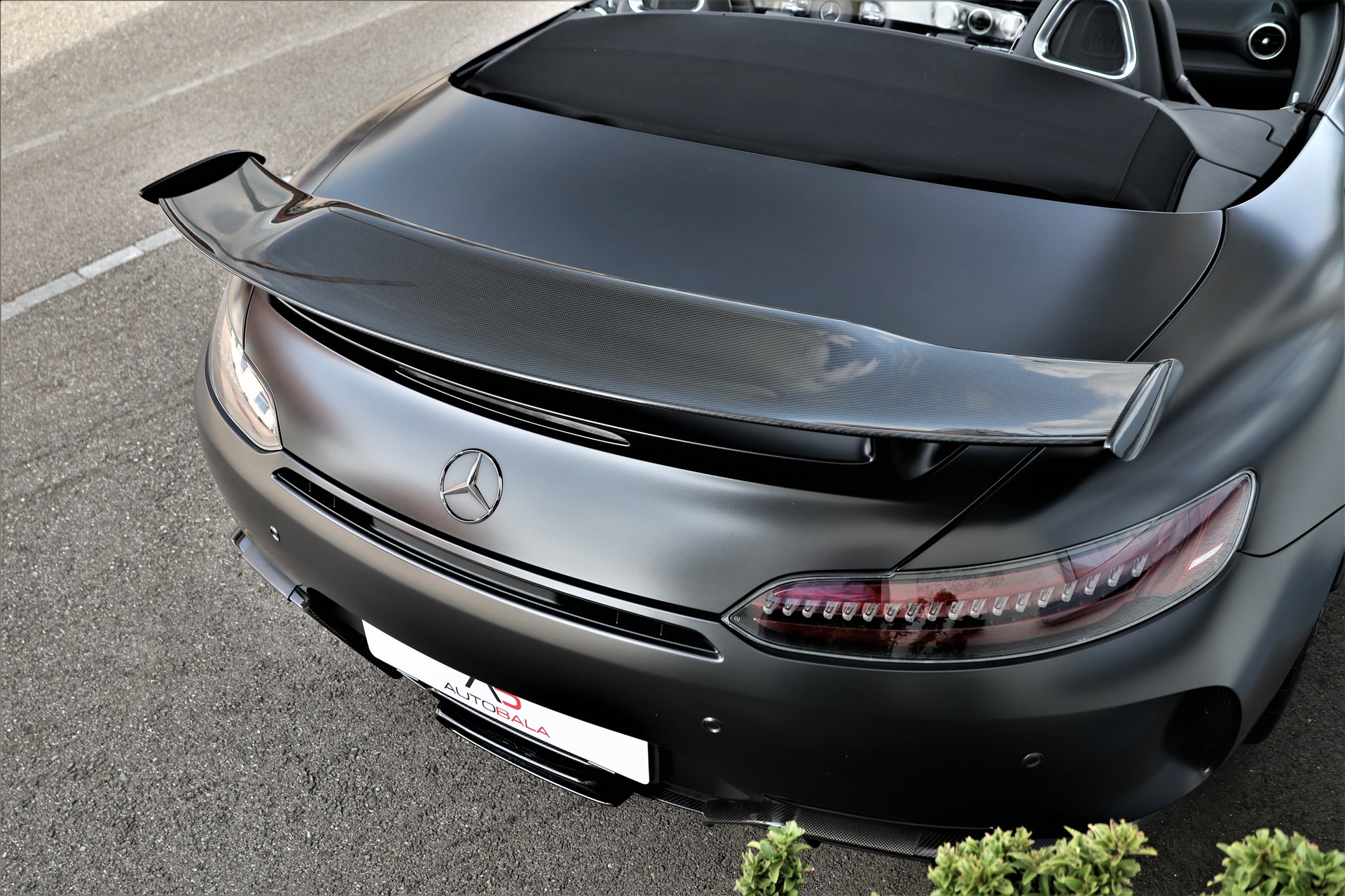 MERCEDES-BENZ AMG GT R Roadster Speedshift DCT "Designo"-image-16