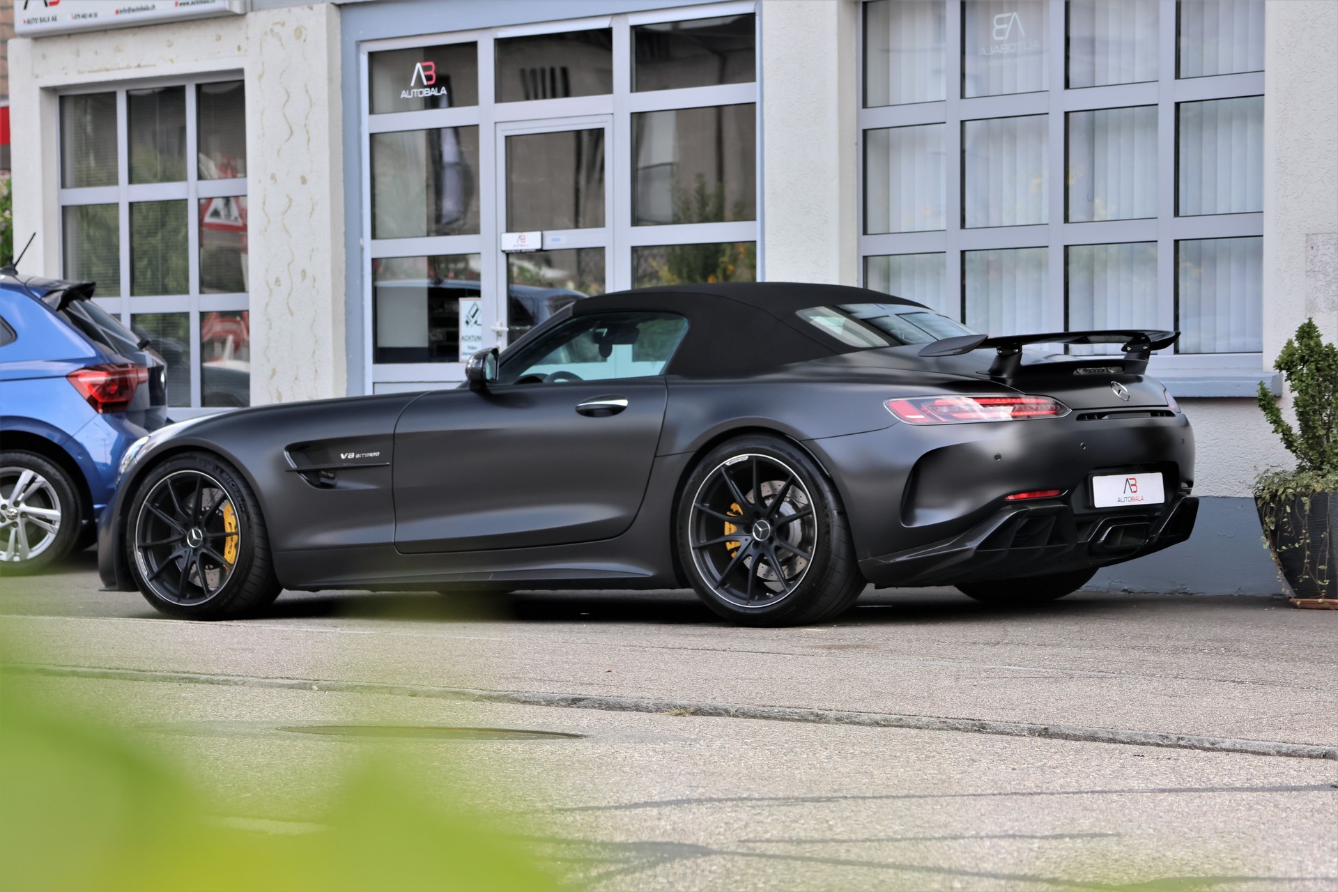 MERCEDES-BENZ AMG GT R Roadster Speedshift DCT "Designo"-image-10