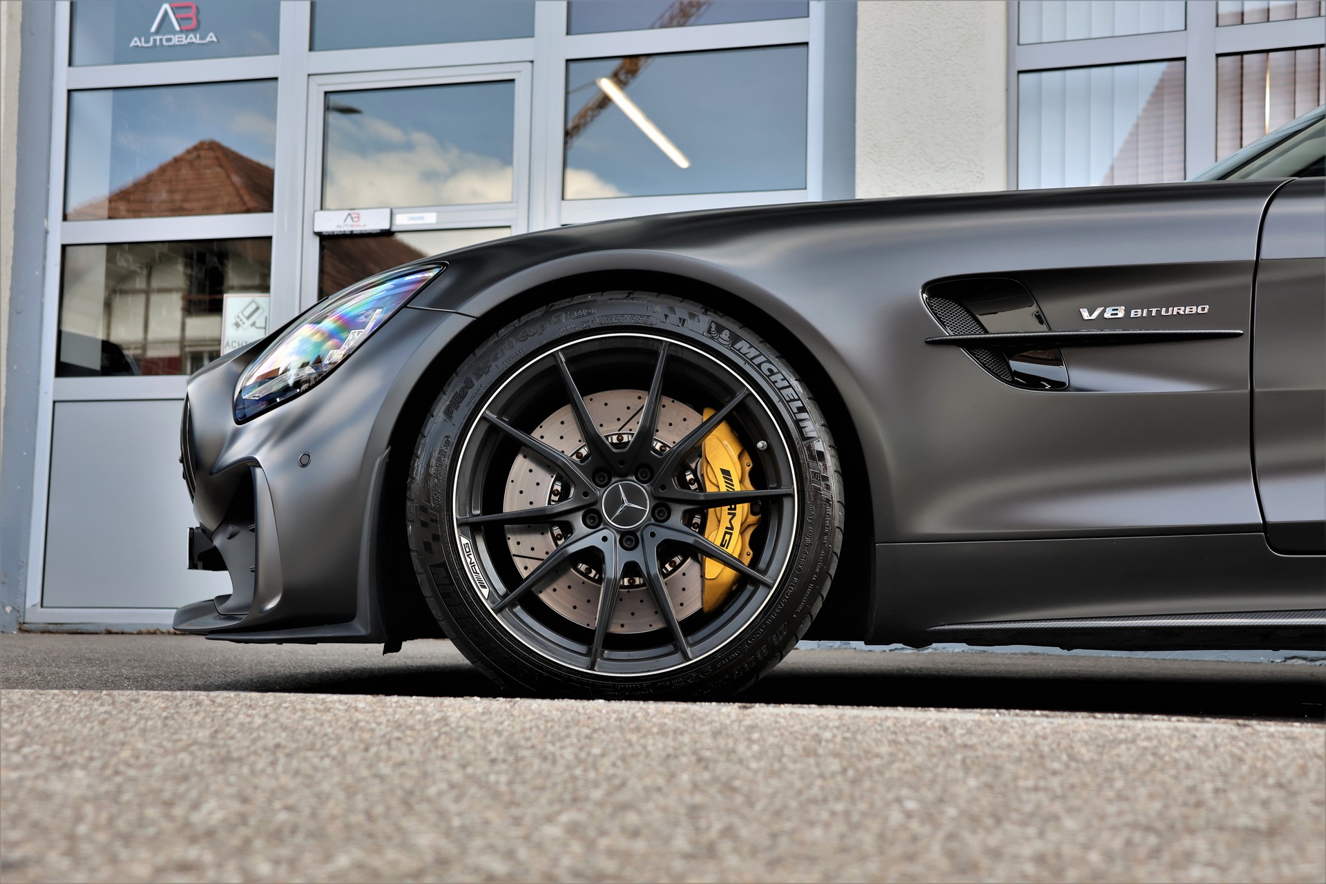 MERCEDES-BENZ AMG GT R Roadster Speedshift DCT "Designo"-image-8
