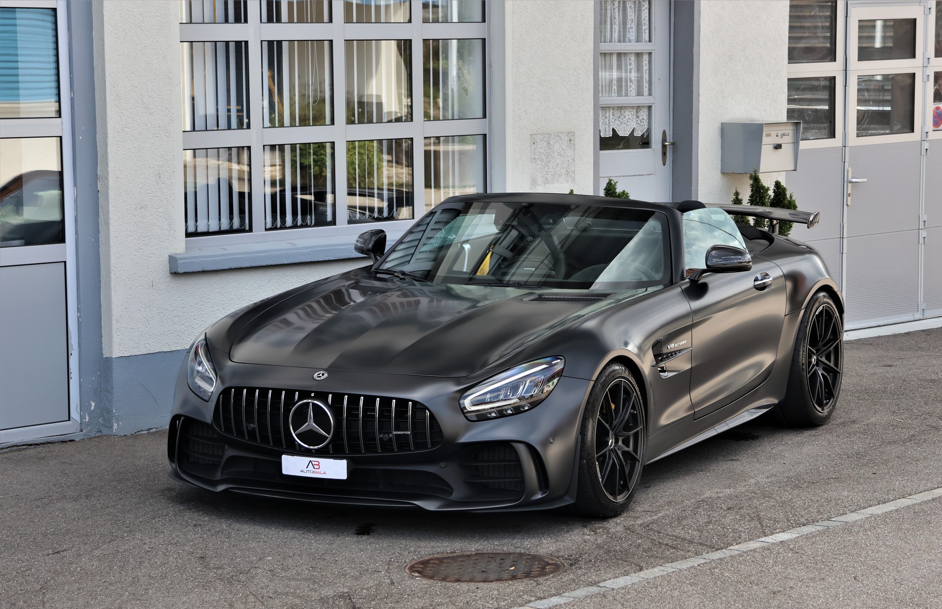 MERCEDES-BENZ AMG GT R Roadster Speedshift DCT "Designo"-image-0