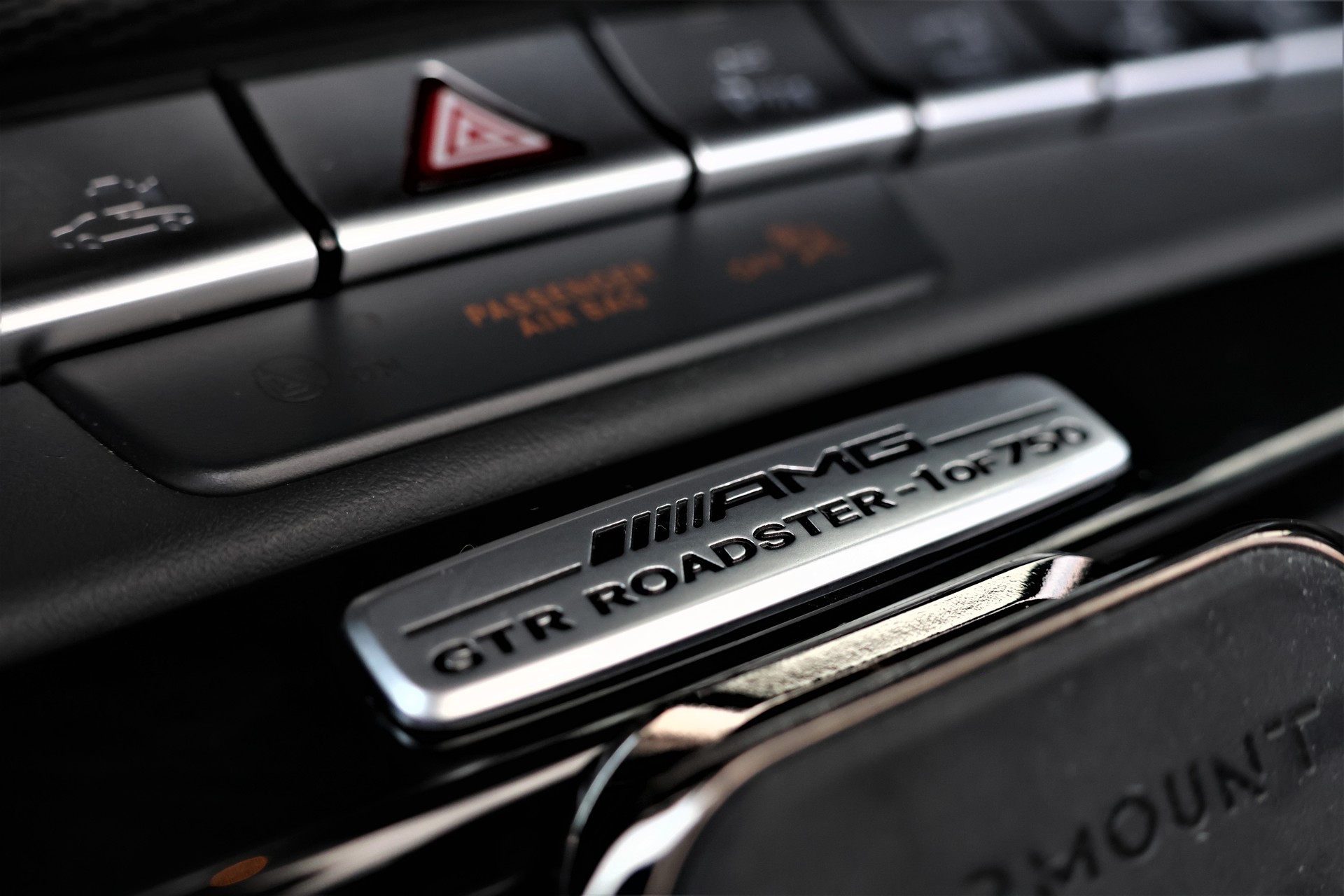 MERCEDES-BENZ AMG GT R Roadster Speedshift DCT "Designo"-image-29