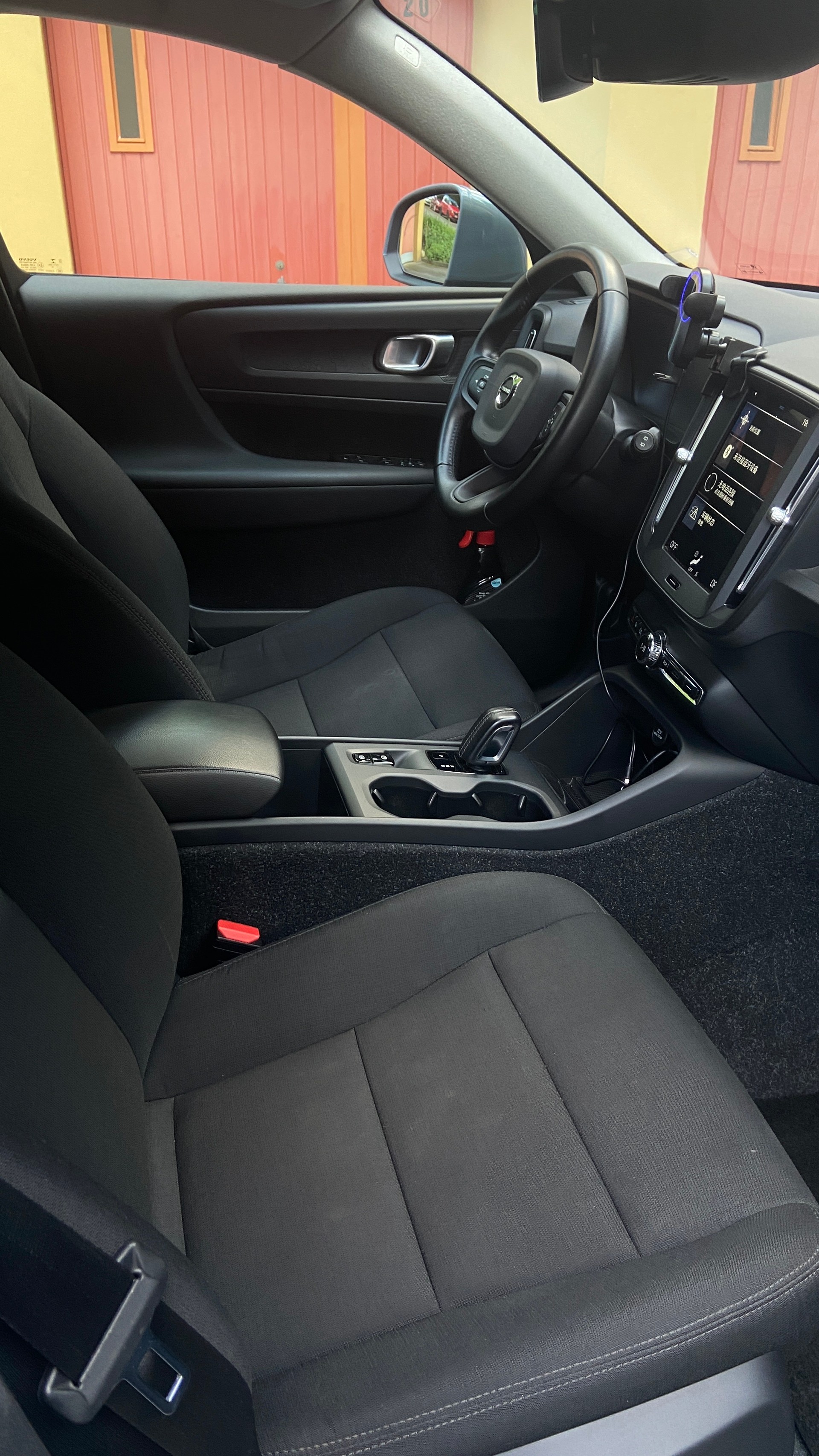 VOLVO 1.5 T3-image-11