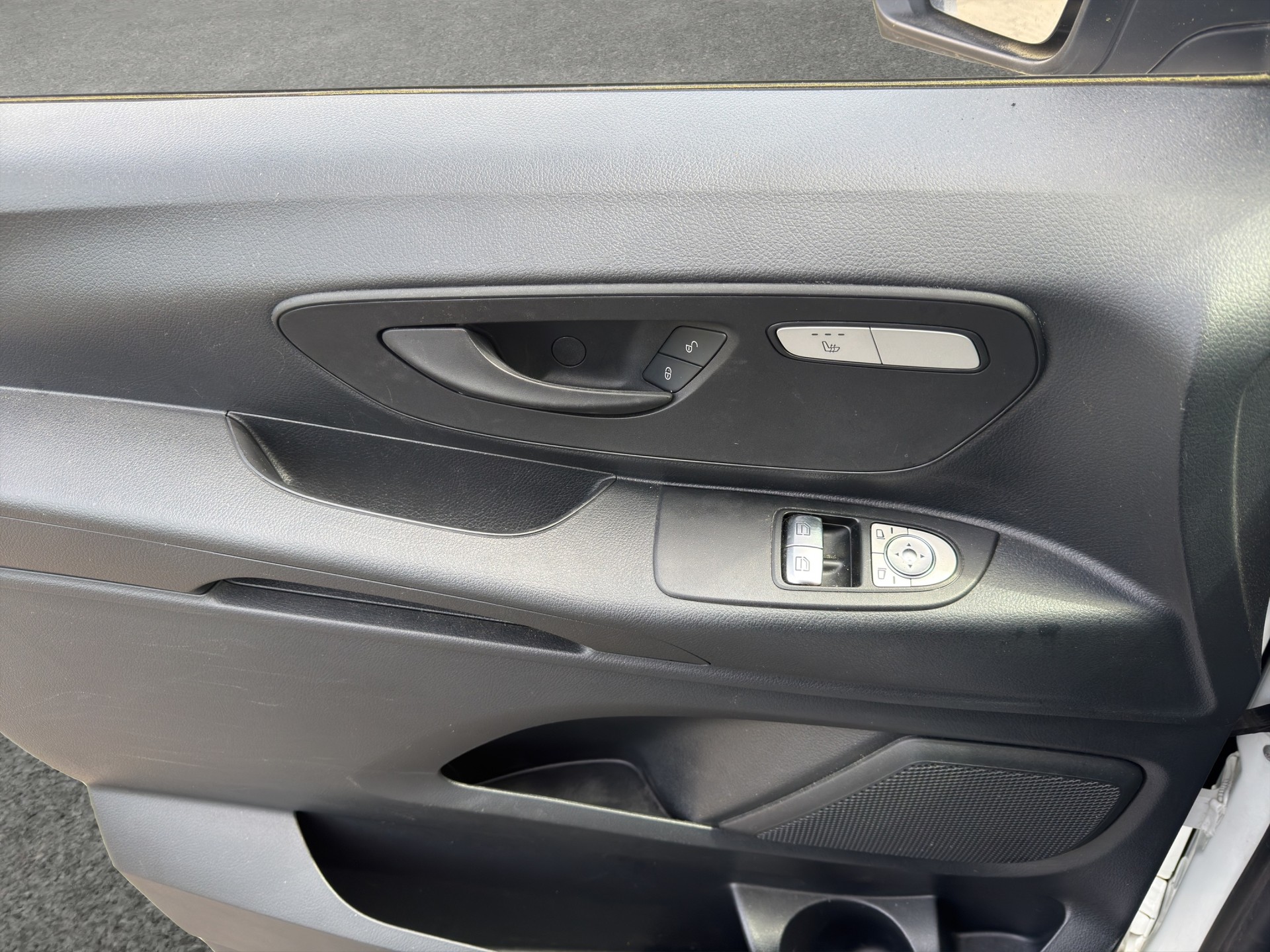MERCEDES-BENZ Vito 114 CDI 9G-Tronic Pro-image-11