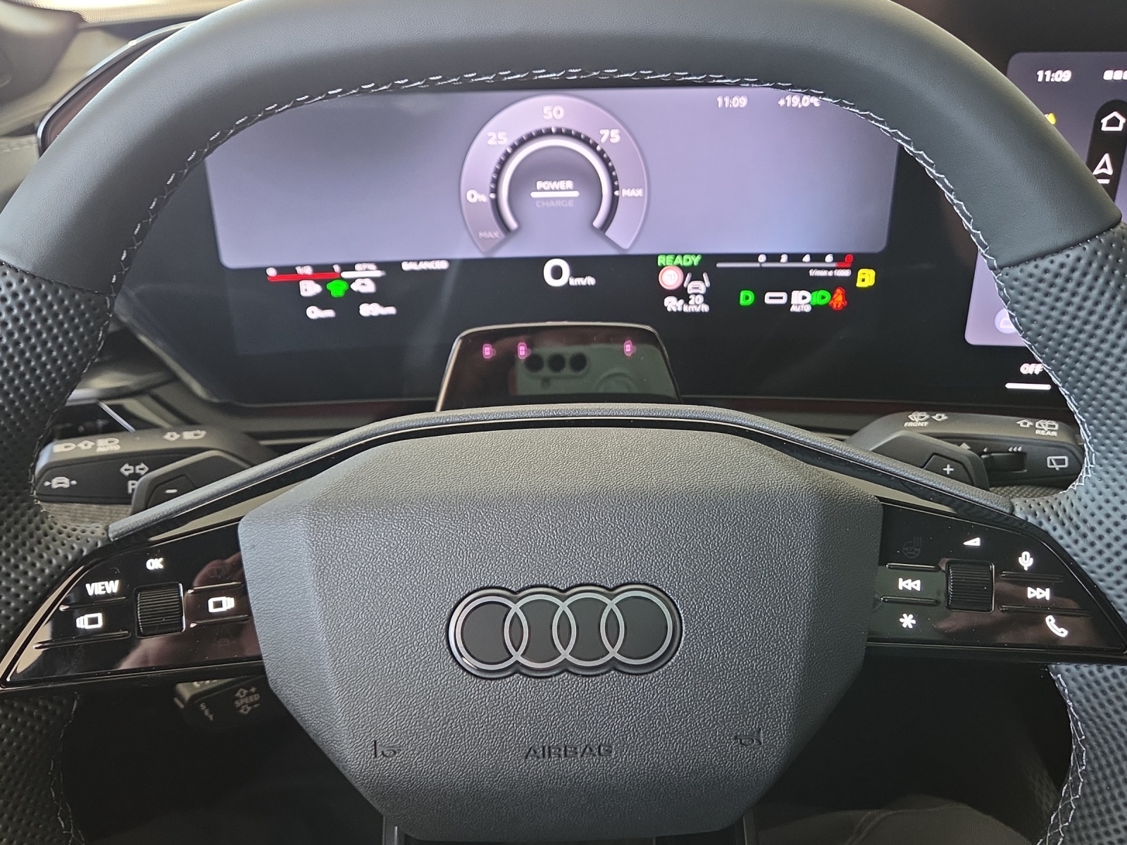 AUDI A5 Avant e-hybrid quattro Attraction 220 kW S tronic-image-10