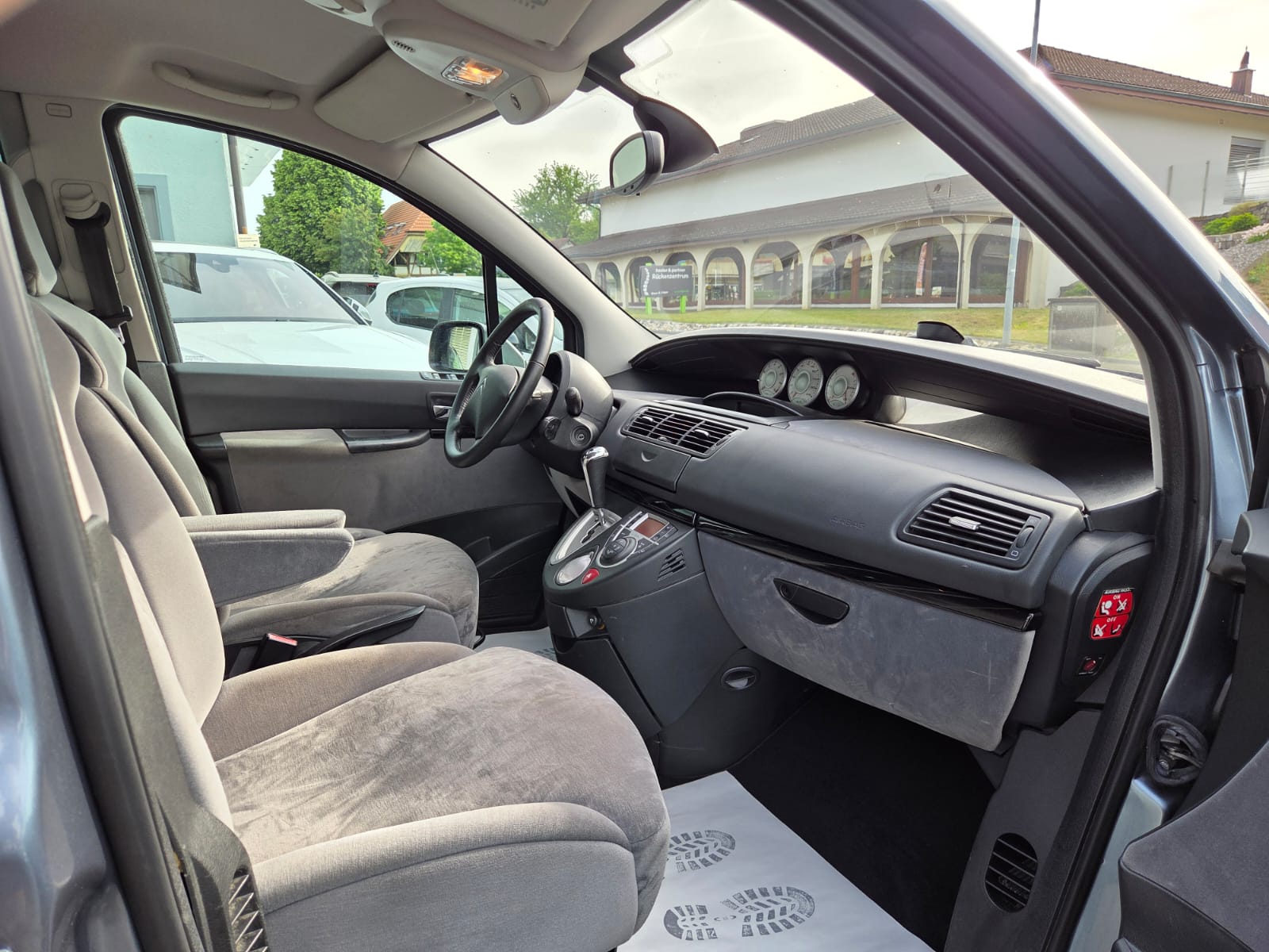 CITROEN C8 2.0 16V Exclusive-image-10