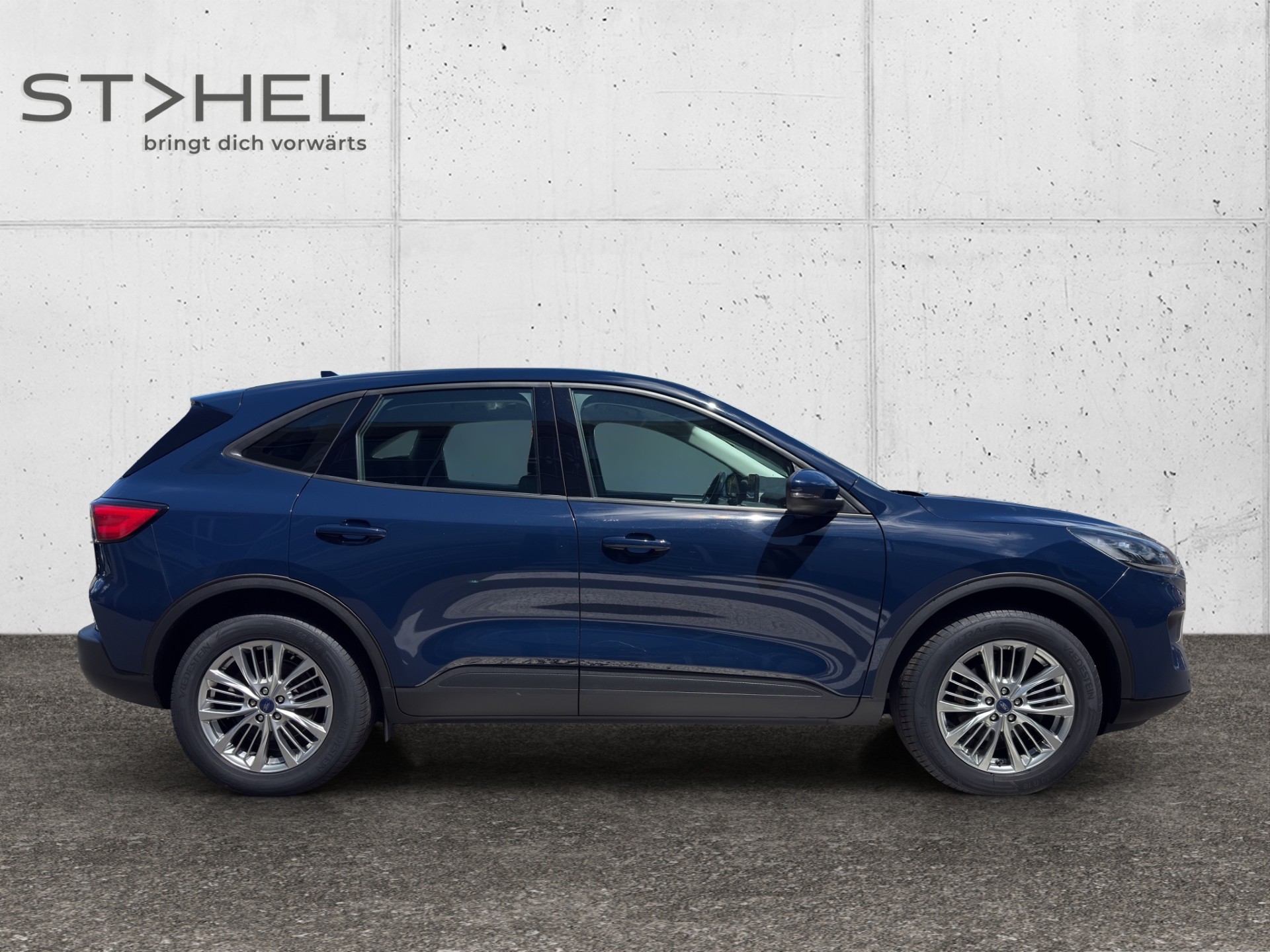 FORD Kuga 2.5 Hybrid Cool & Connect 4x4-image-3