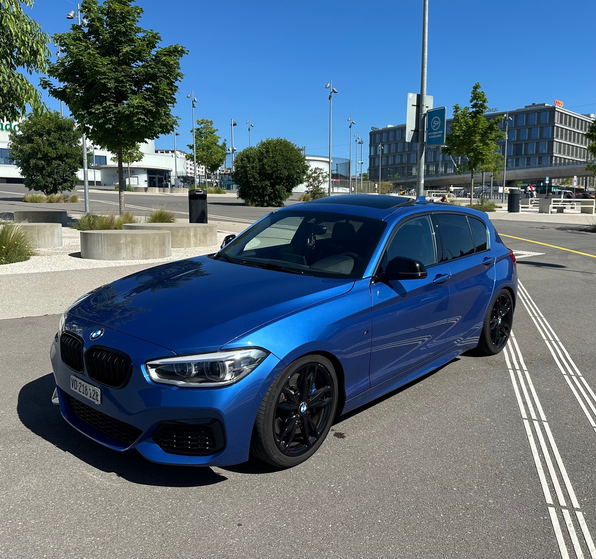 BMW M140i xDrive Streptonic-image-0