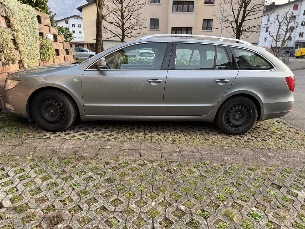 SKODA 1.6 TDI GreenLine-image-3