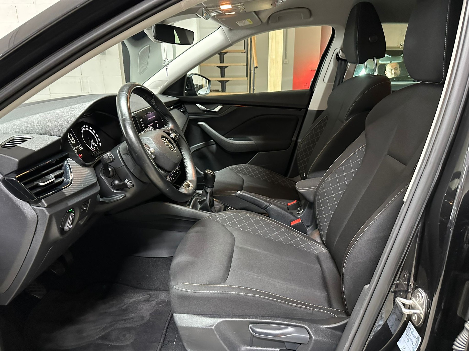 SKODA Scala 1.0 TSI Ambition-image-8