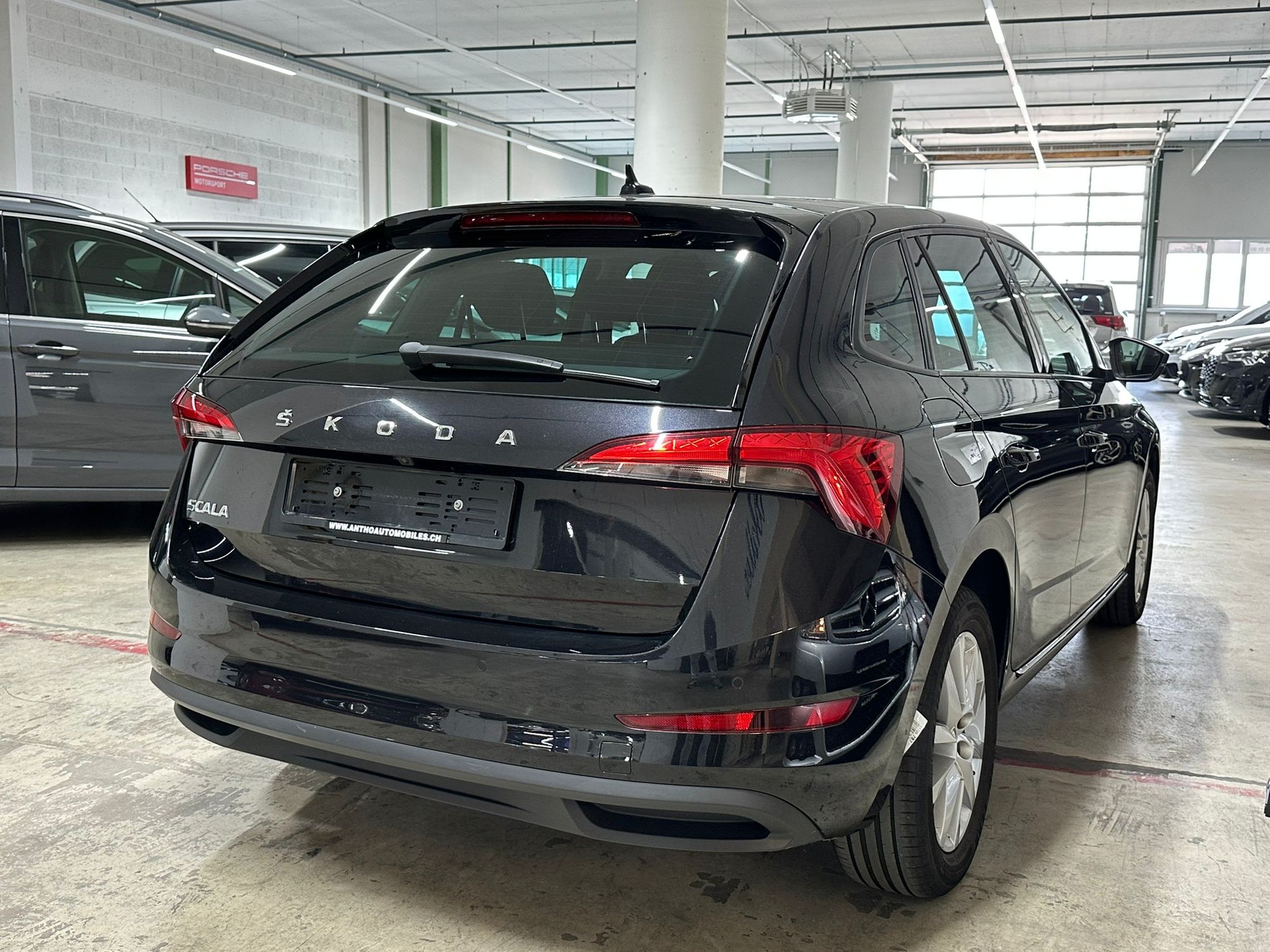 SKODA Scala 1.0 TSI Ambition-image-3
