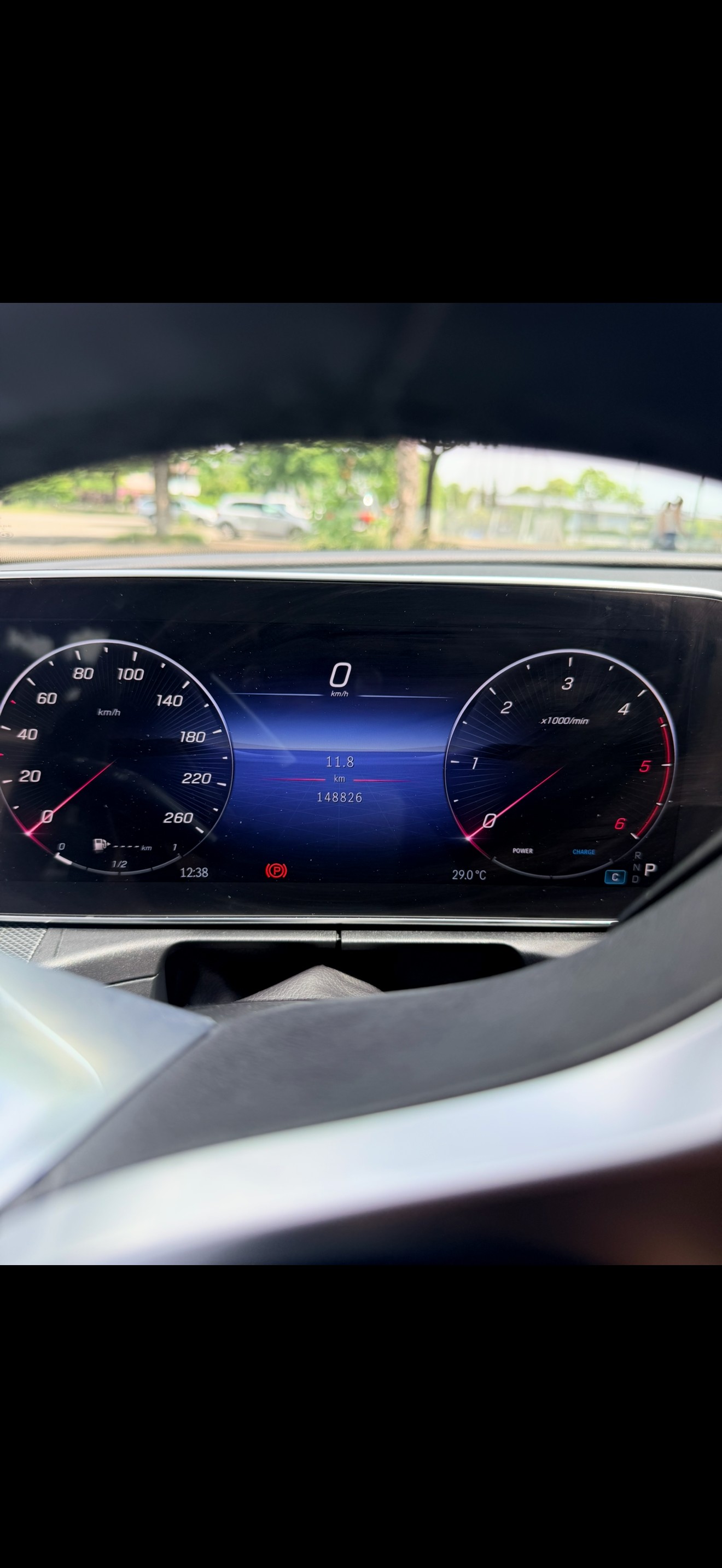 MERCEDES-BENZ C 220 d Avantgarde 4matic-image-5