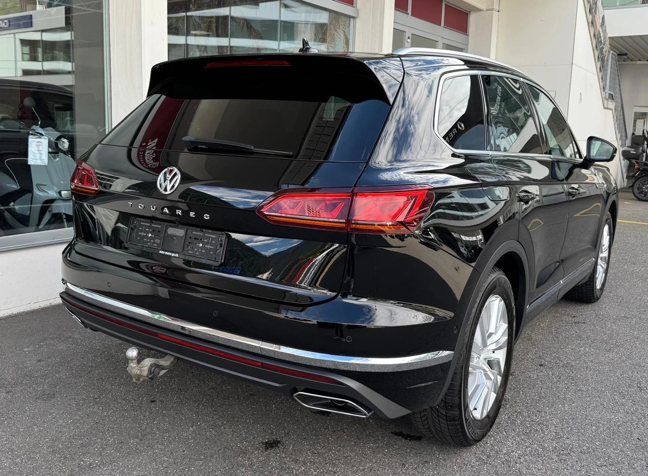 VW Touareg 3.0 TSI Elegance Tiptronic-image-4