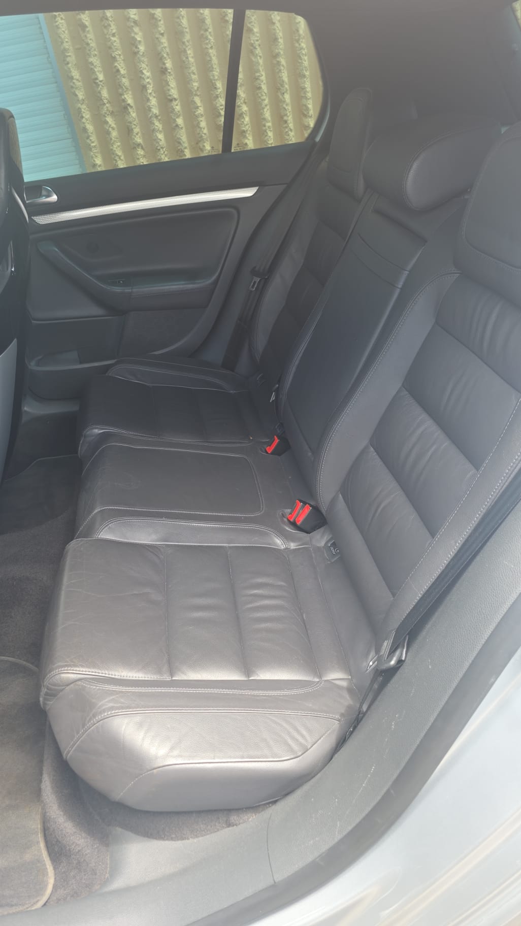 VW Golf R32 4Motion-image-10