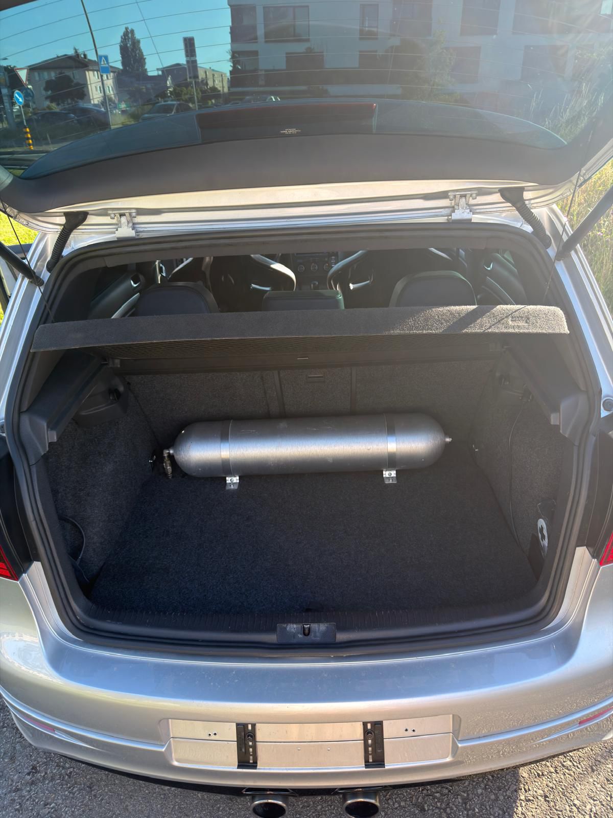 VW Golf R32 4Motion-image-9