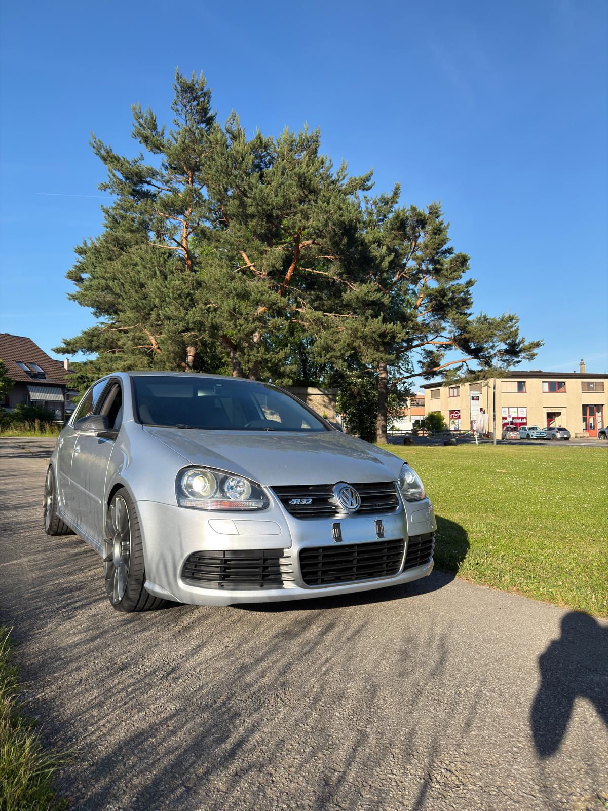 VW Golf R32 4Motion-image-3