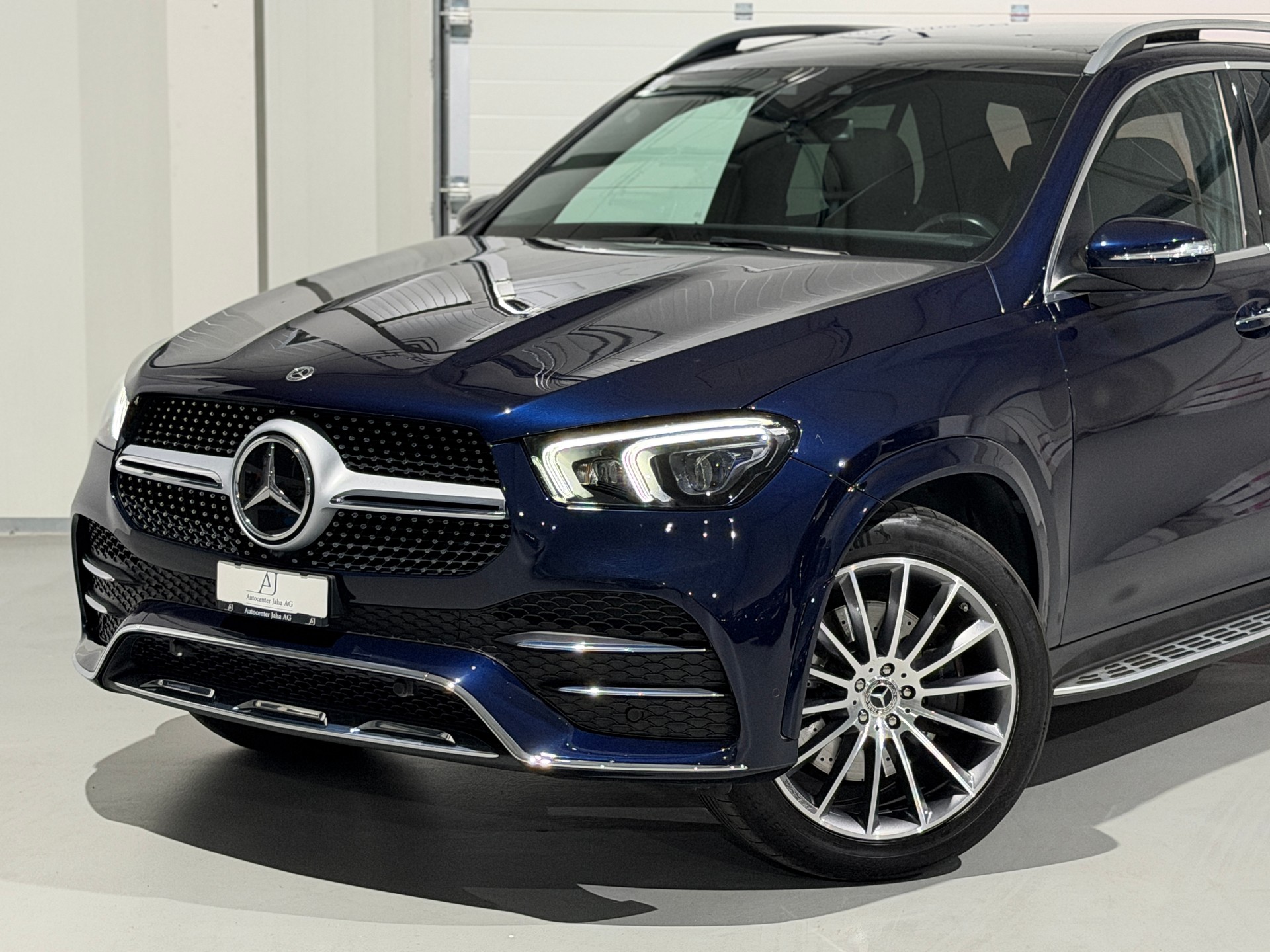 MERCEDES-BENZ GLE 400 d 4Matic AMG Line 9G-Tronic (CH) AHK 2.7T-image-1