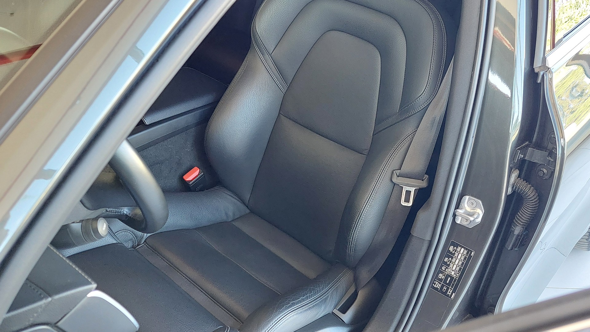 VOLVO V60 D4 Inscription Geartronic-image-5