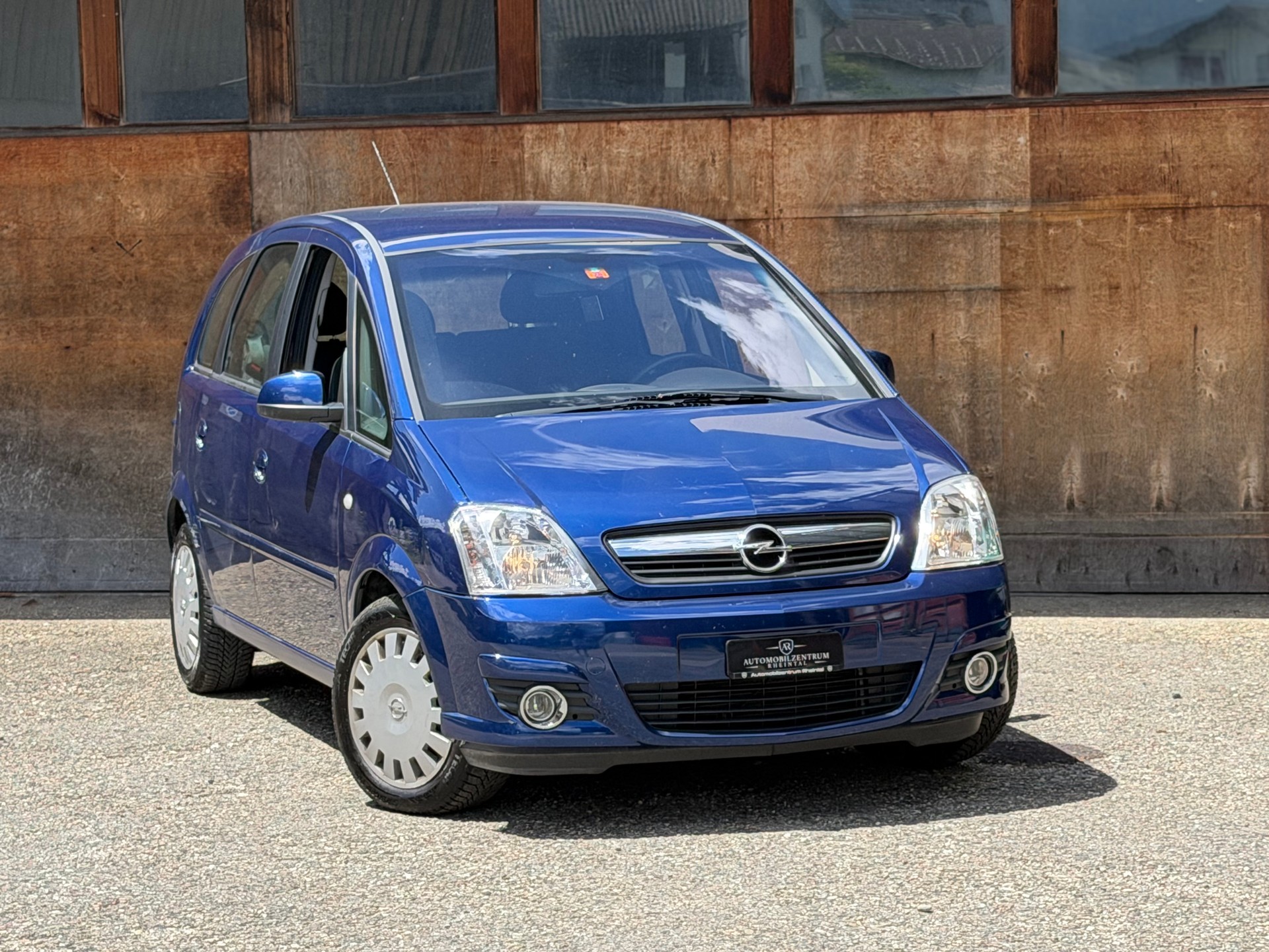 OPEL Meriva 1.6i-16 TP Cosmo-image-2