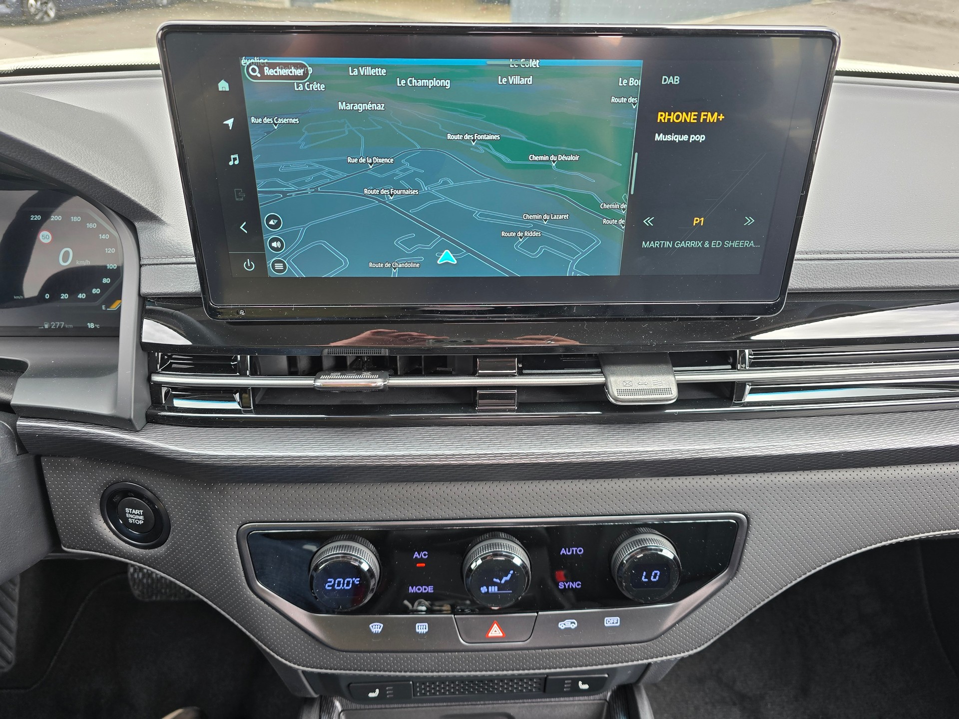 KGM-SsangYong Musso 2.2 Titanium 4WD A-image-6