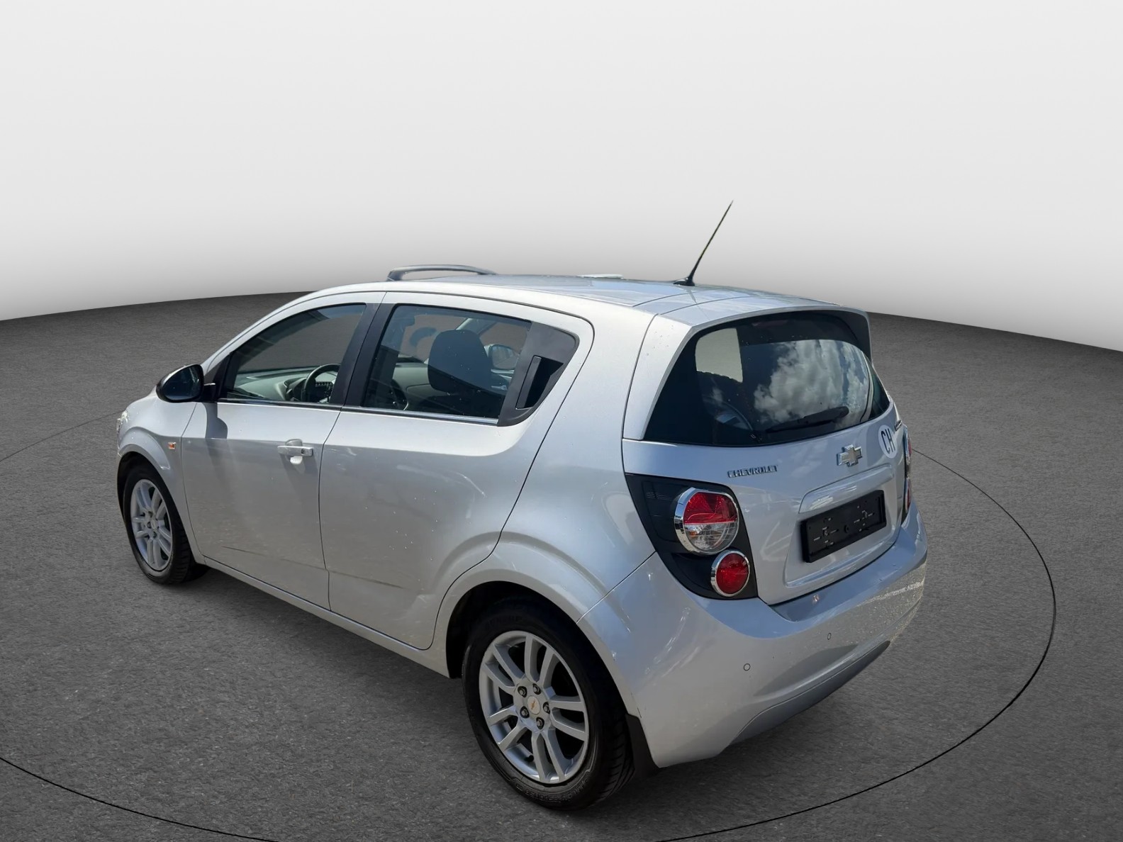CHEVROLET Aveo 1.6 LTZ Automatic-image-2