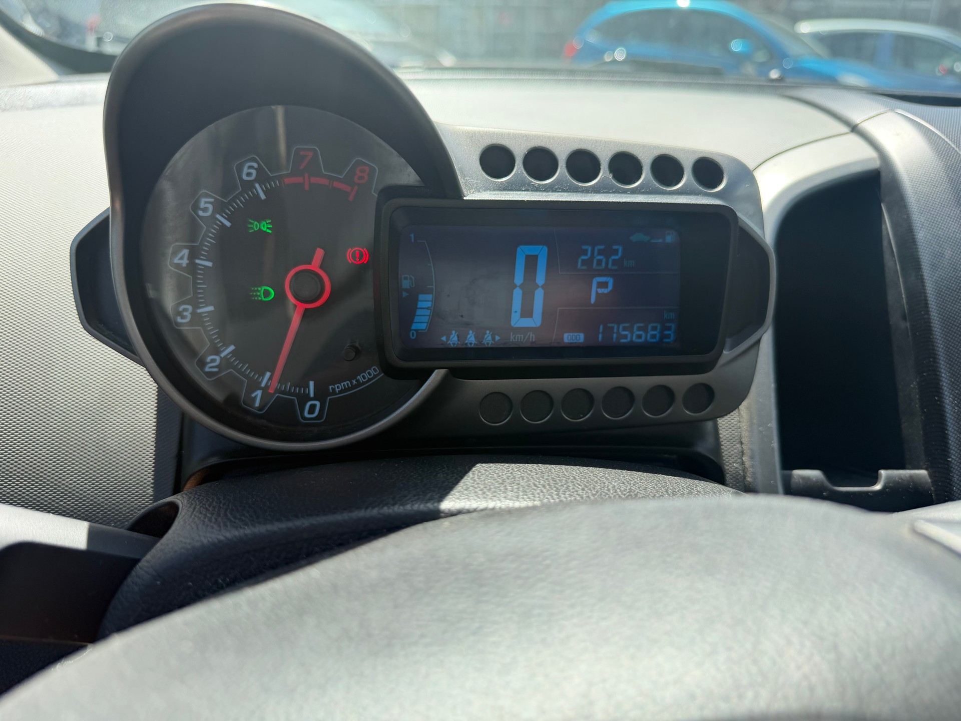 CHEVROLET Aveo 1.6 LTZ Automatic-image-8