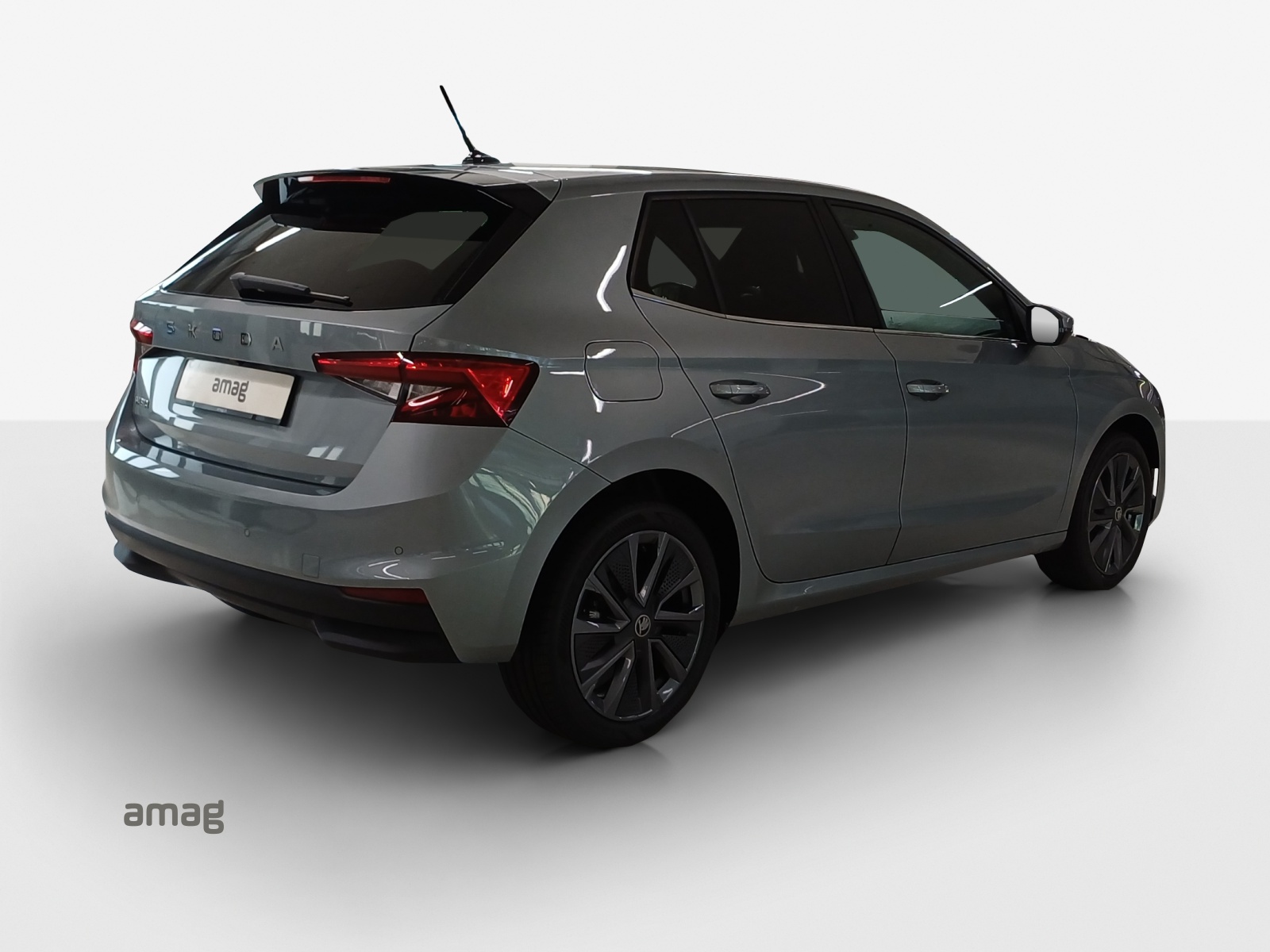 SKODA Fabia 1.5 TSI Dynamic DSG-image-4