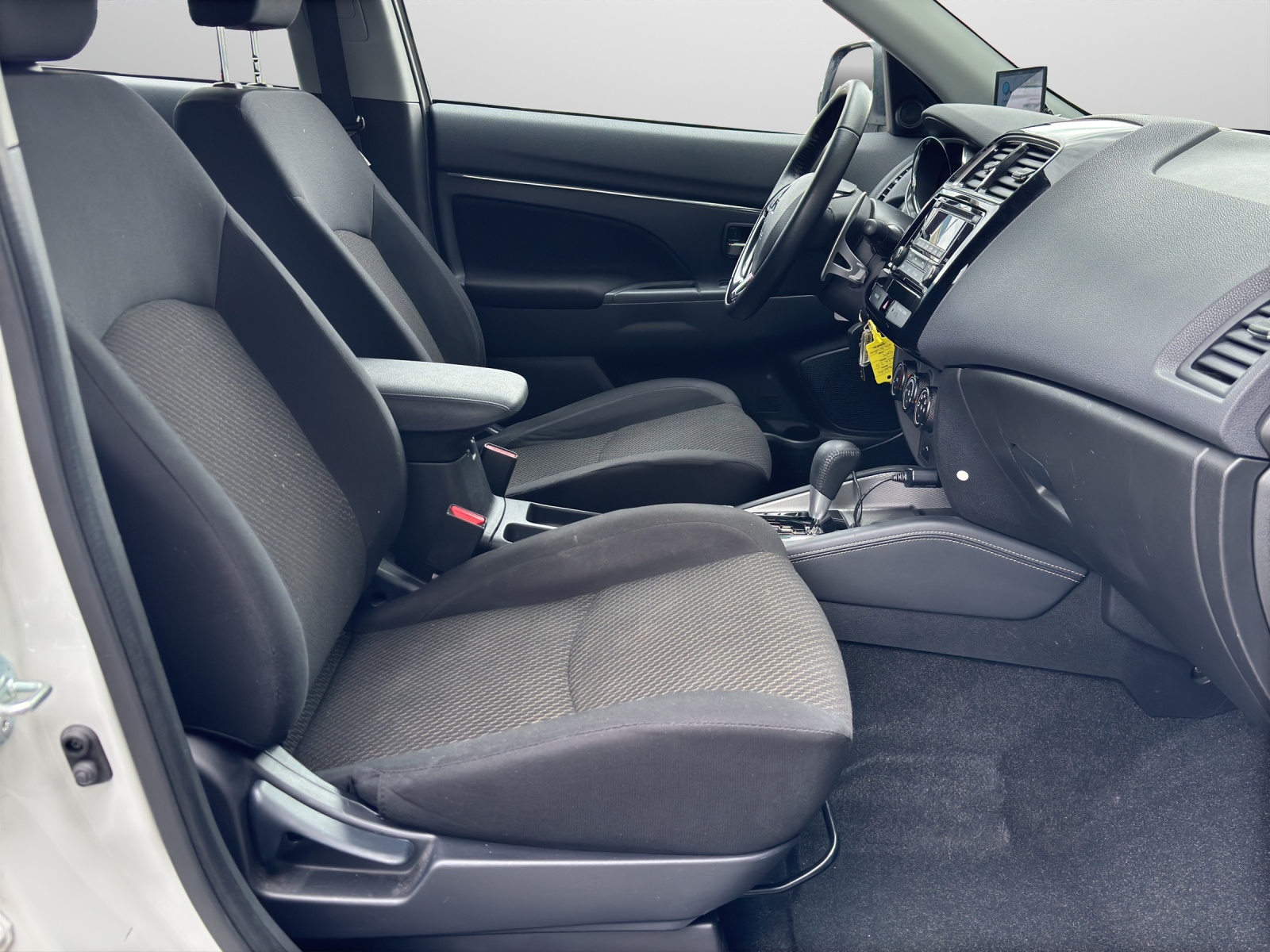 MITSUBISHI ASX 2.0 MIVEC Value 4x4-image-6