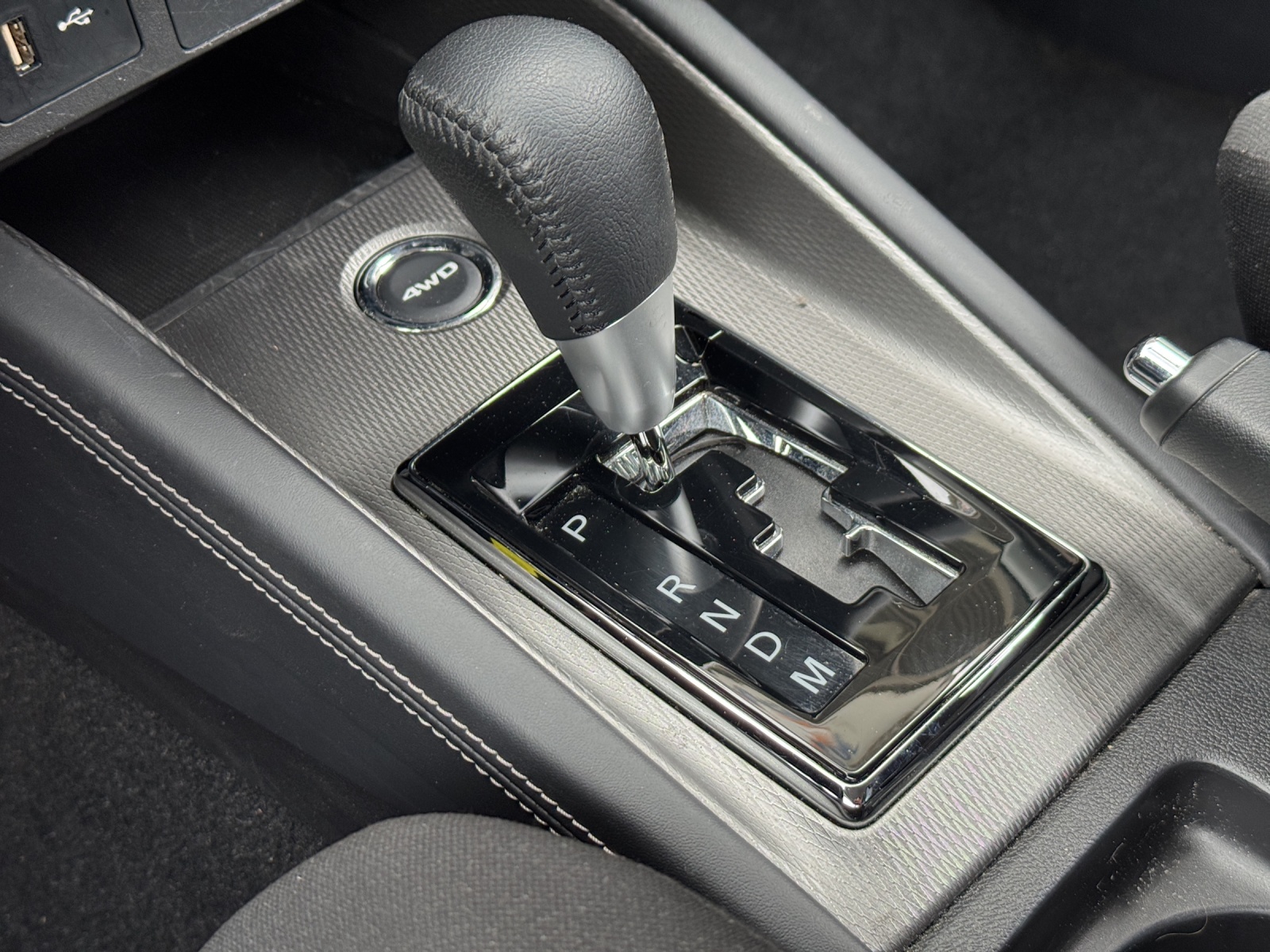 MITSUBISHI ASX 2.0 MIVEC Value 4x4-image-9