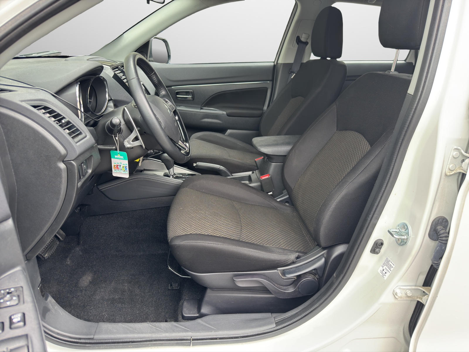 MITSUBISHI ASX 2.0 MIVEC Value 4x4-image-5