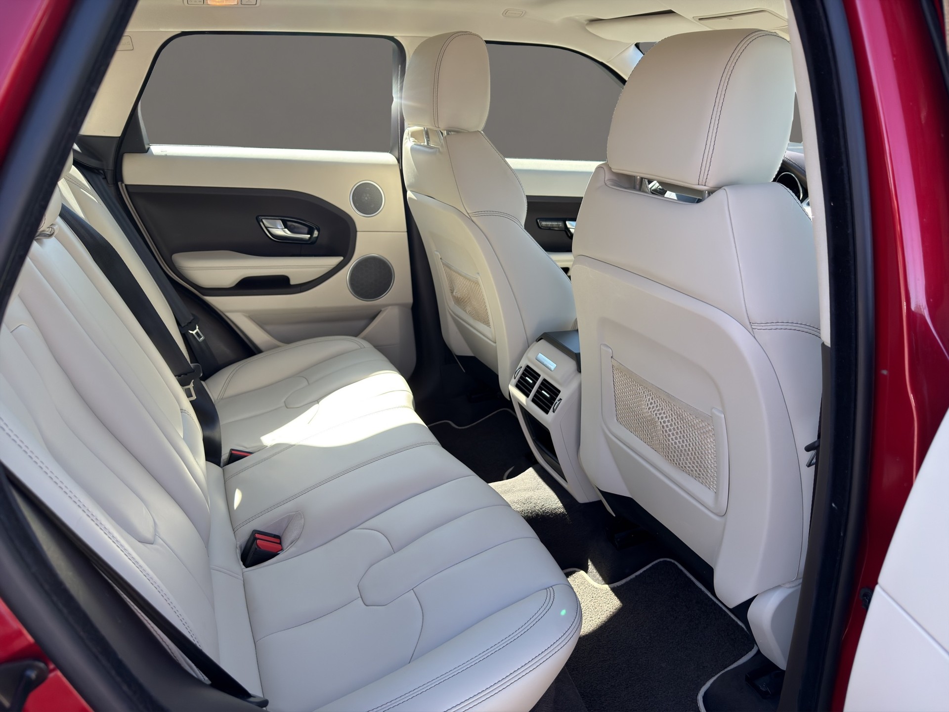LAND ROVER Range Rover Evoque 2.2 TD4 Dynamic AT9-image-14