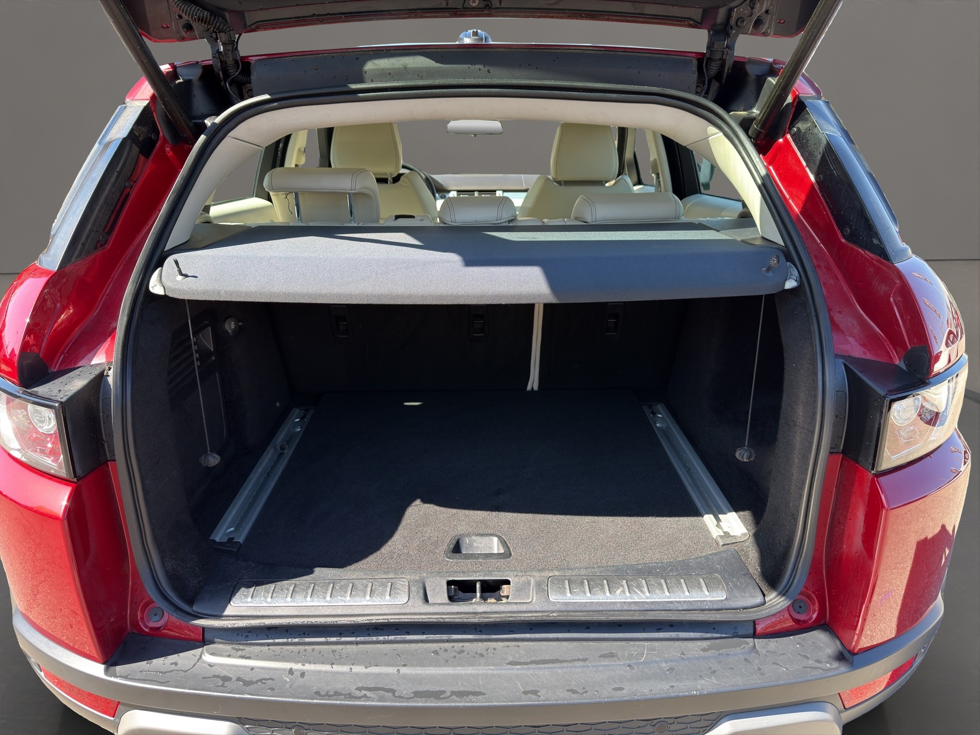 LAND ROVER Range Rover Evoque 2.2 TD4 Dynamic AT9-image-16