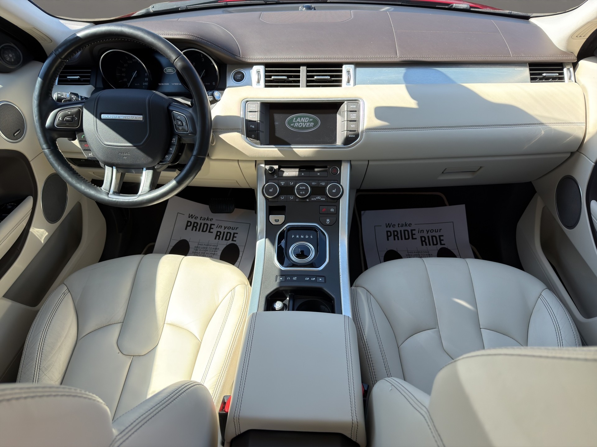 LAND ROVER Range Rover Evoque 2.2 TD4 Dynamic AT9-image-9