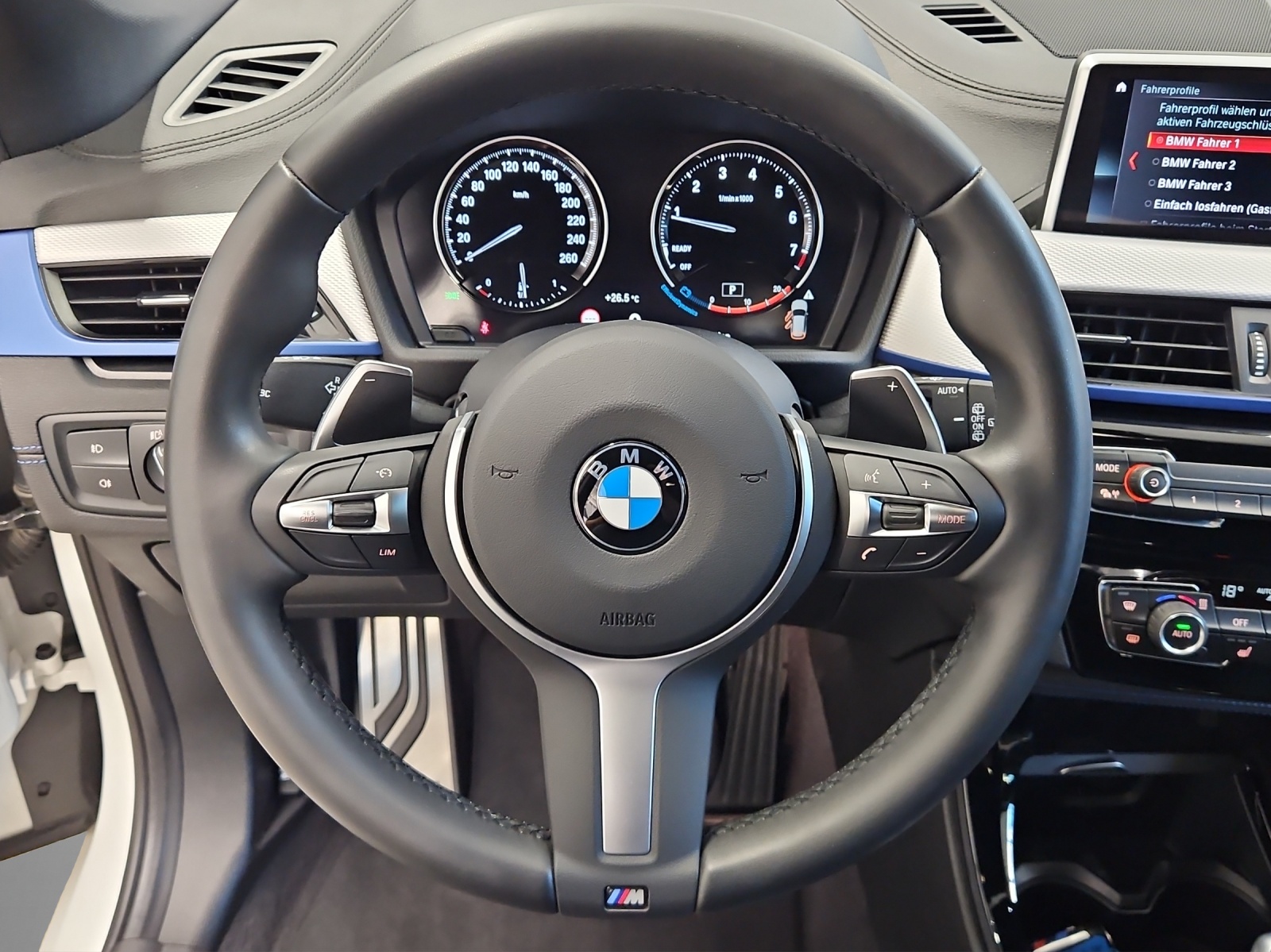 BMW X1 xDrive 20i M Sport-image-11