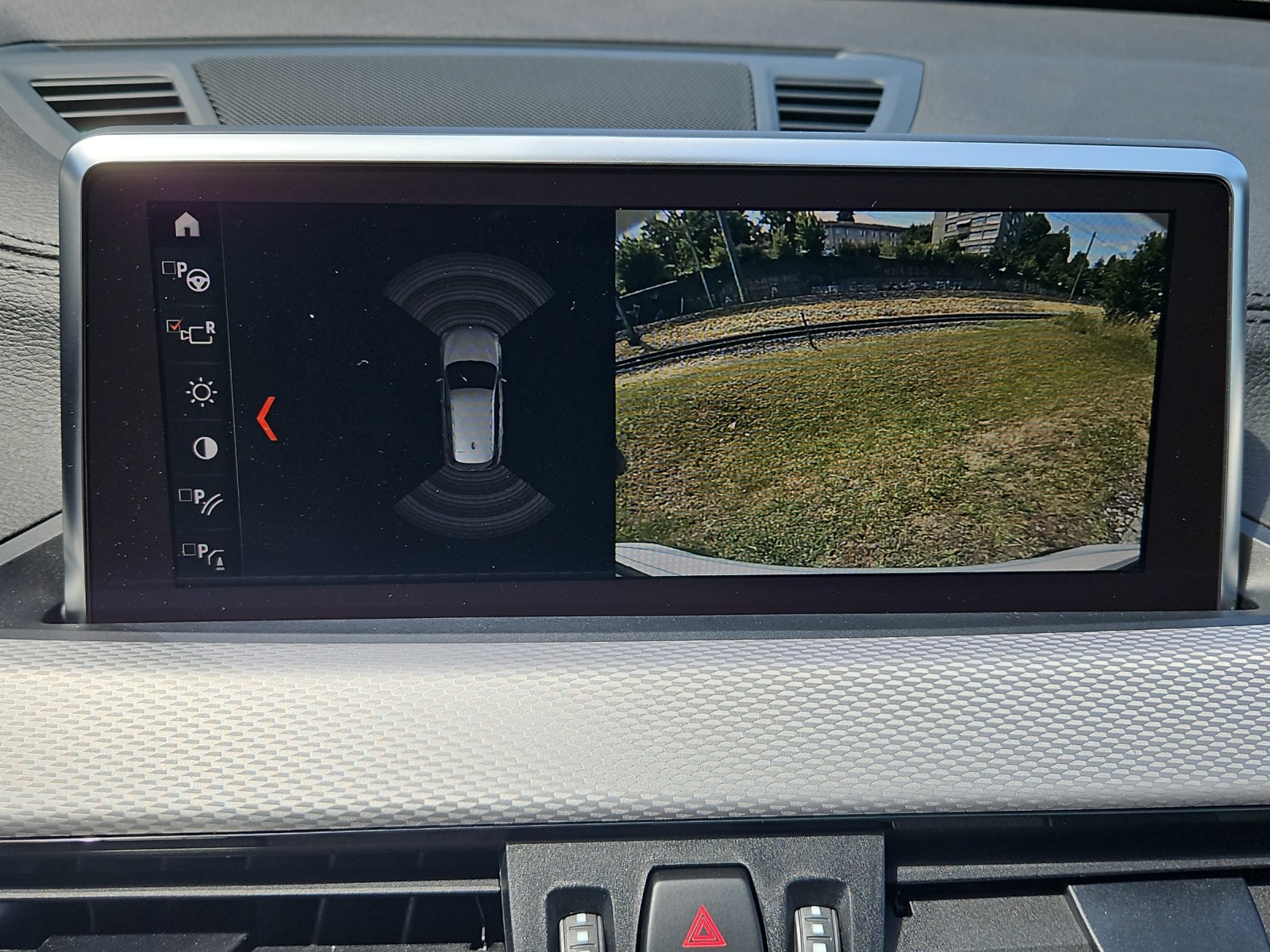 BMW X1 xDrive 20i M Sport-image-19