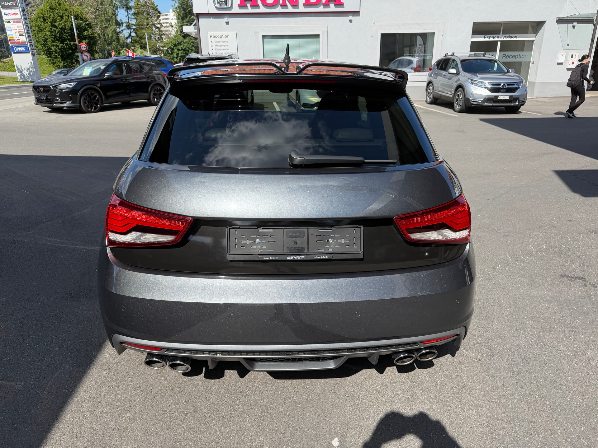 AUDI S1 Sportback 2.0 TFSI Sport quattro-image-6