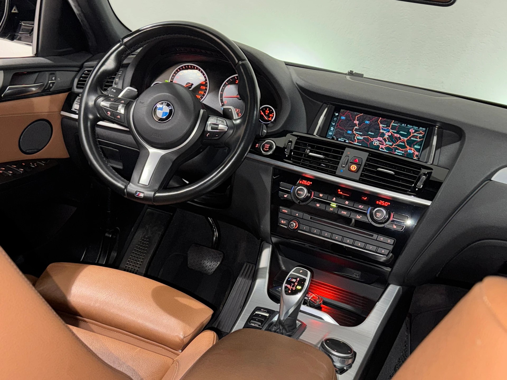 BMW BMW X4 M 40i Steptronic-image-11