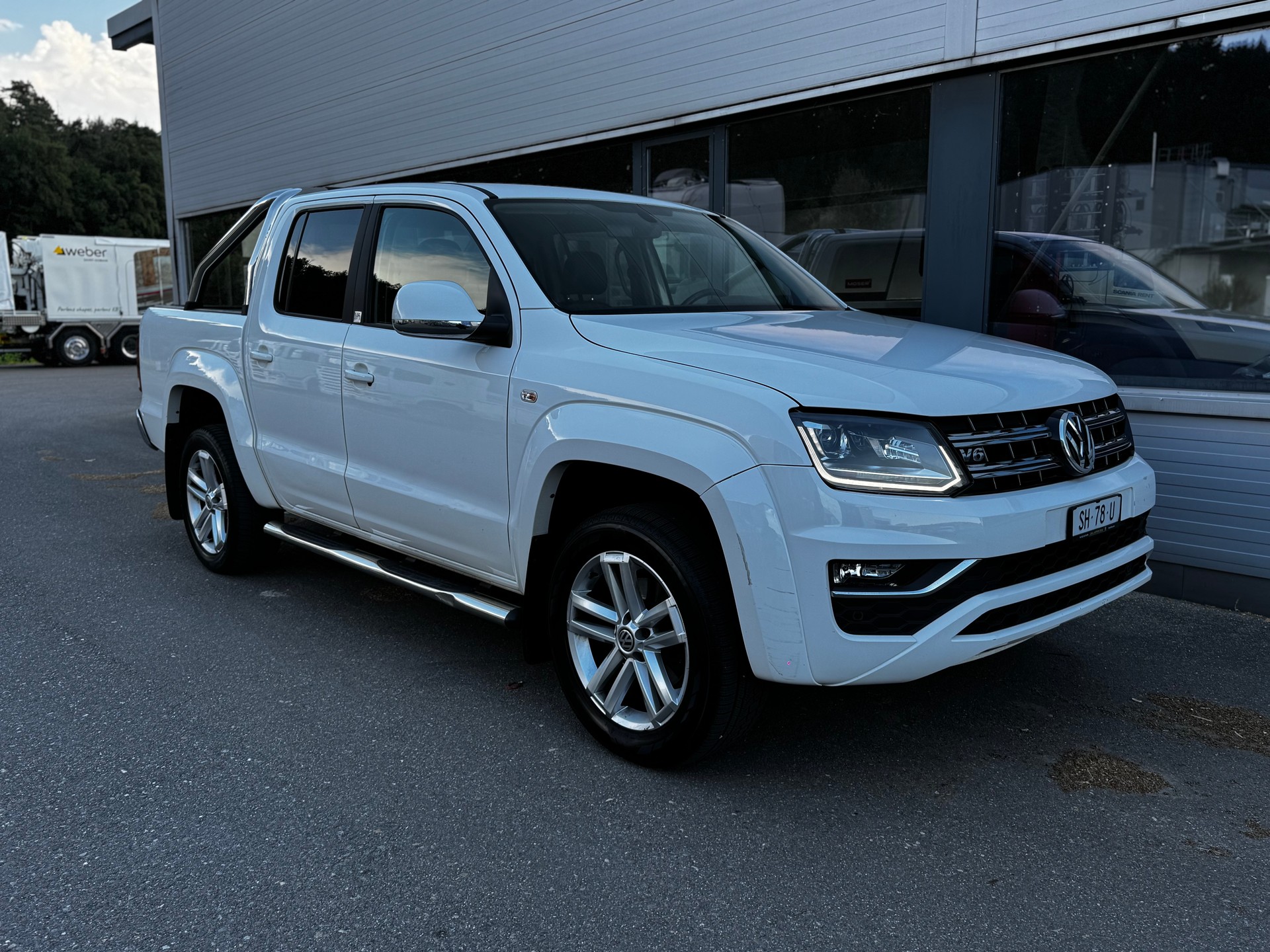 VW Amarok 3.0TDI Aventura 4Motion Automatic-image-4