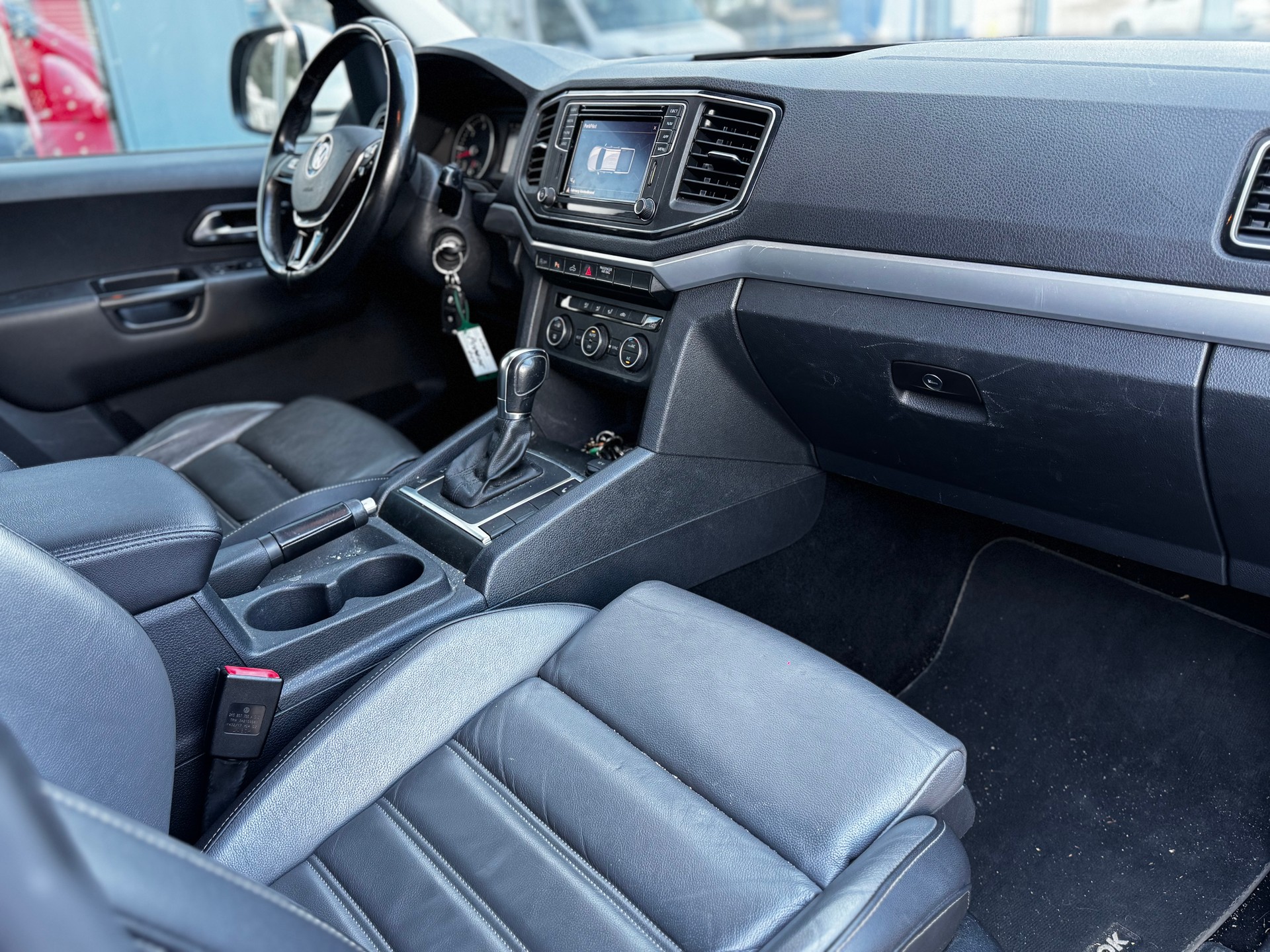 VW Amarok 3.0TDI Aventura 4Motion Automatic-image-7