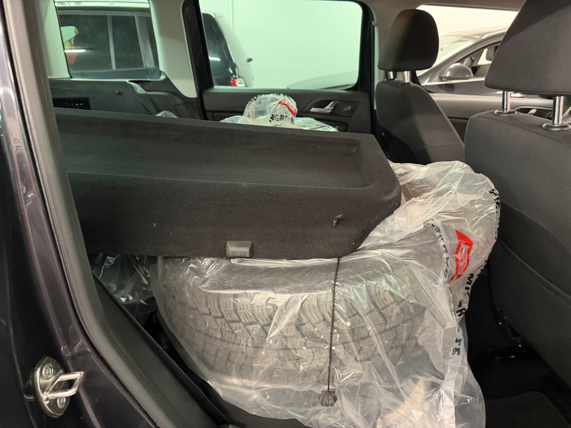 SKODA Yeti 1.8 TSI Ambition 4x4-image-12