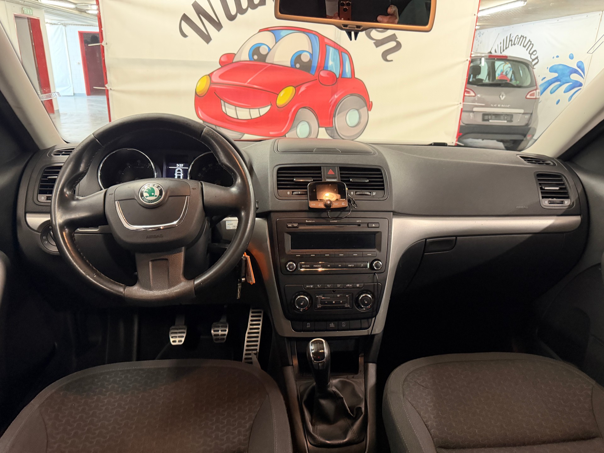 SKODA Yeti 1.8 TSI Ambition 4x4-image-9