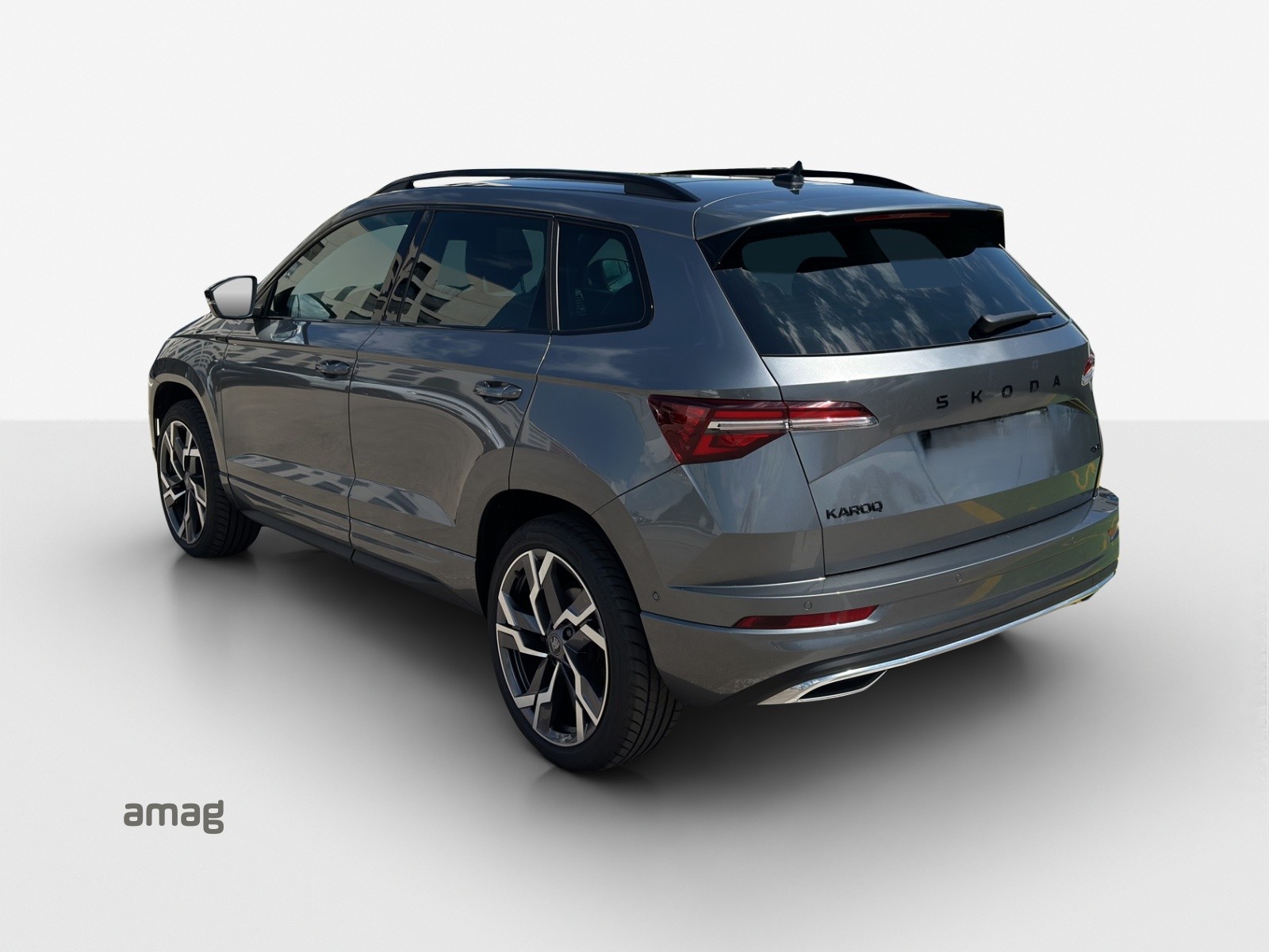 SKODA Karoq 2.0 TSI SportLine 4x4 DSG-image-2