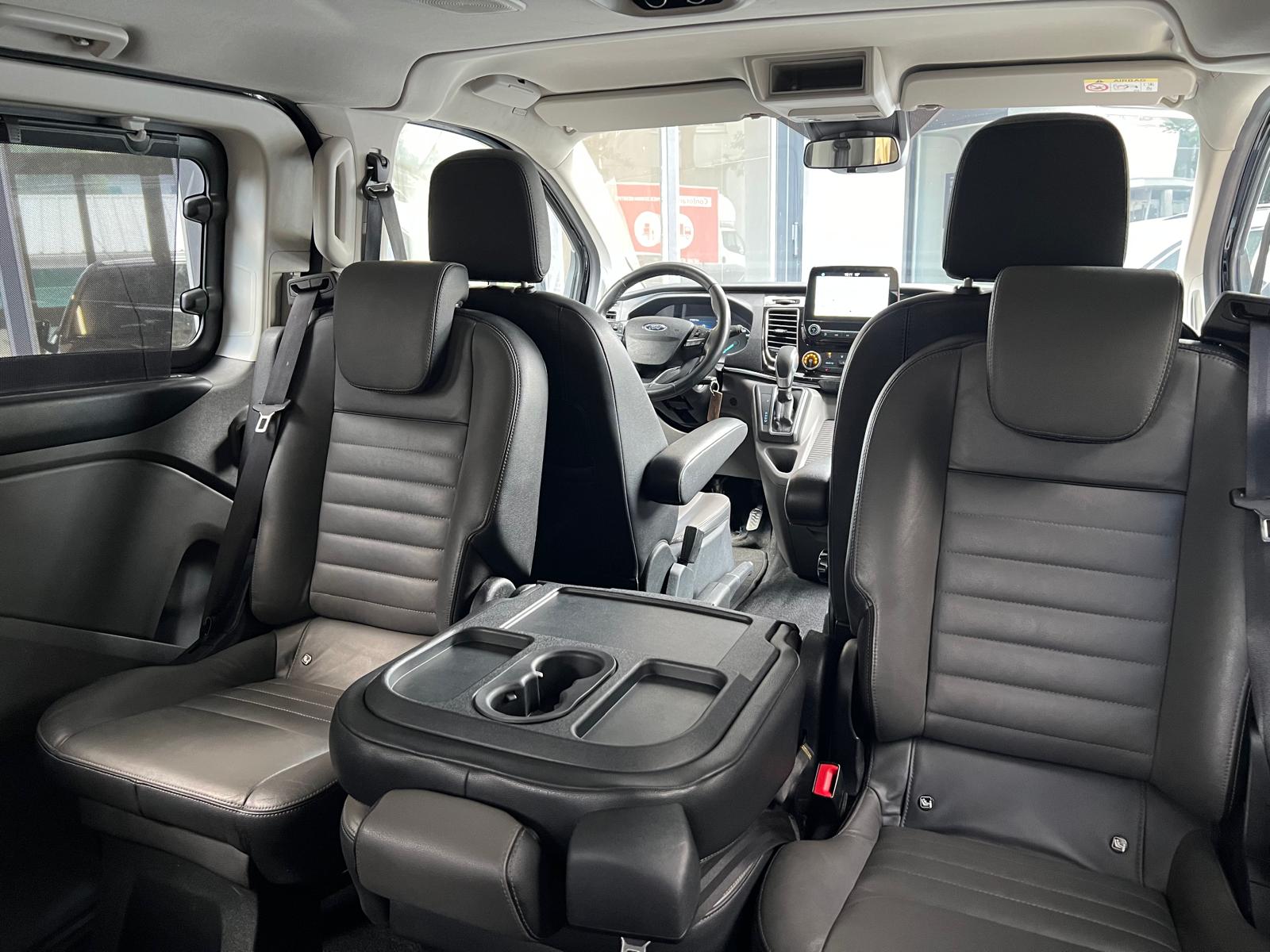 FORD Tourneo Custom 310 L1 2.0 TDCi 170 Titanium-image-9