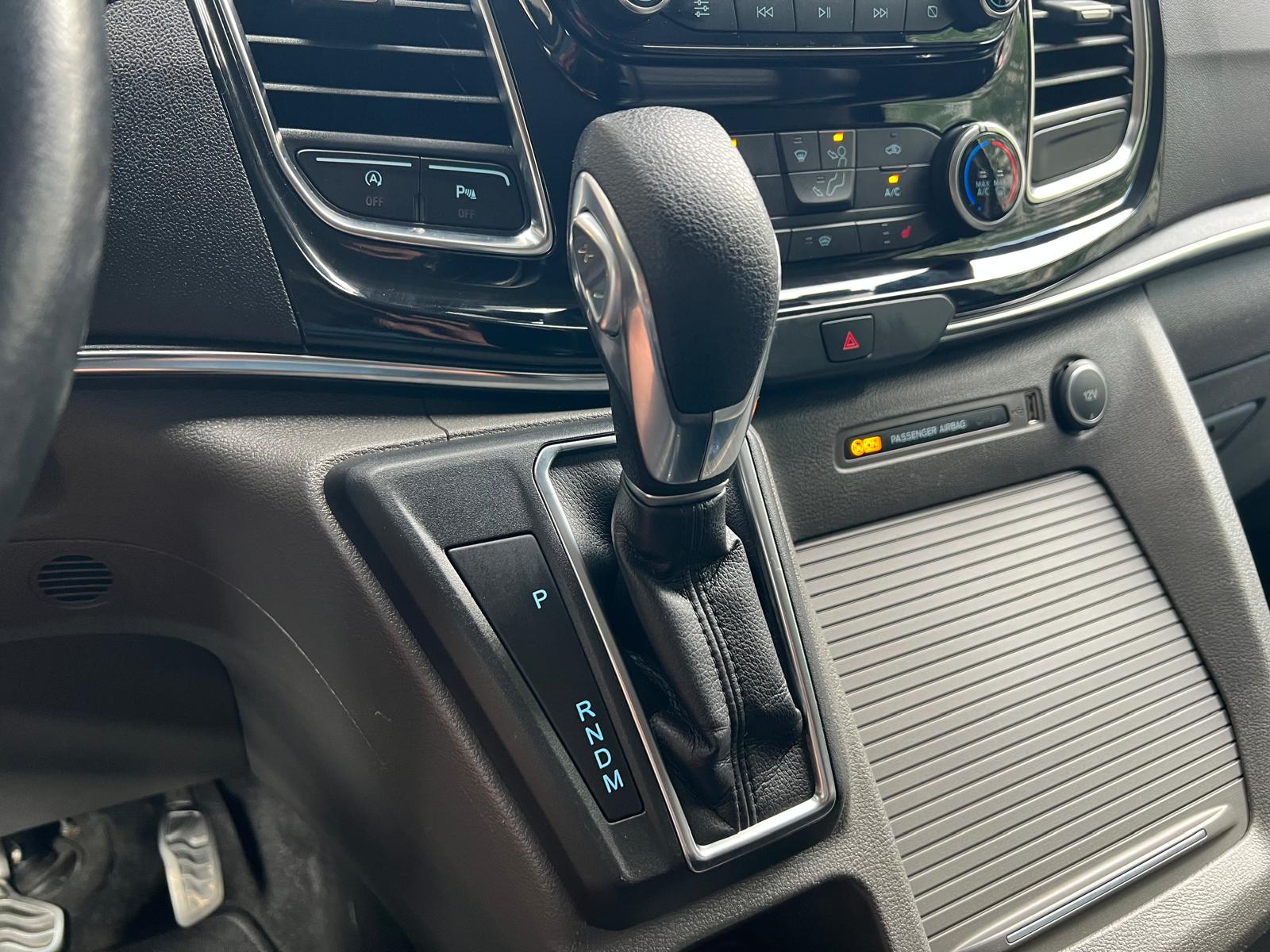FORD Tourneo Custom 310 L1 2.0 TDCi 170 Titanium-image-13